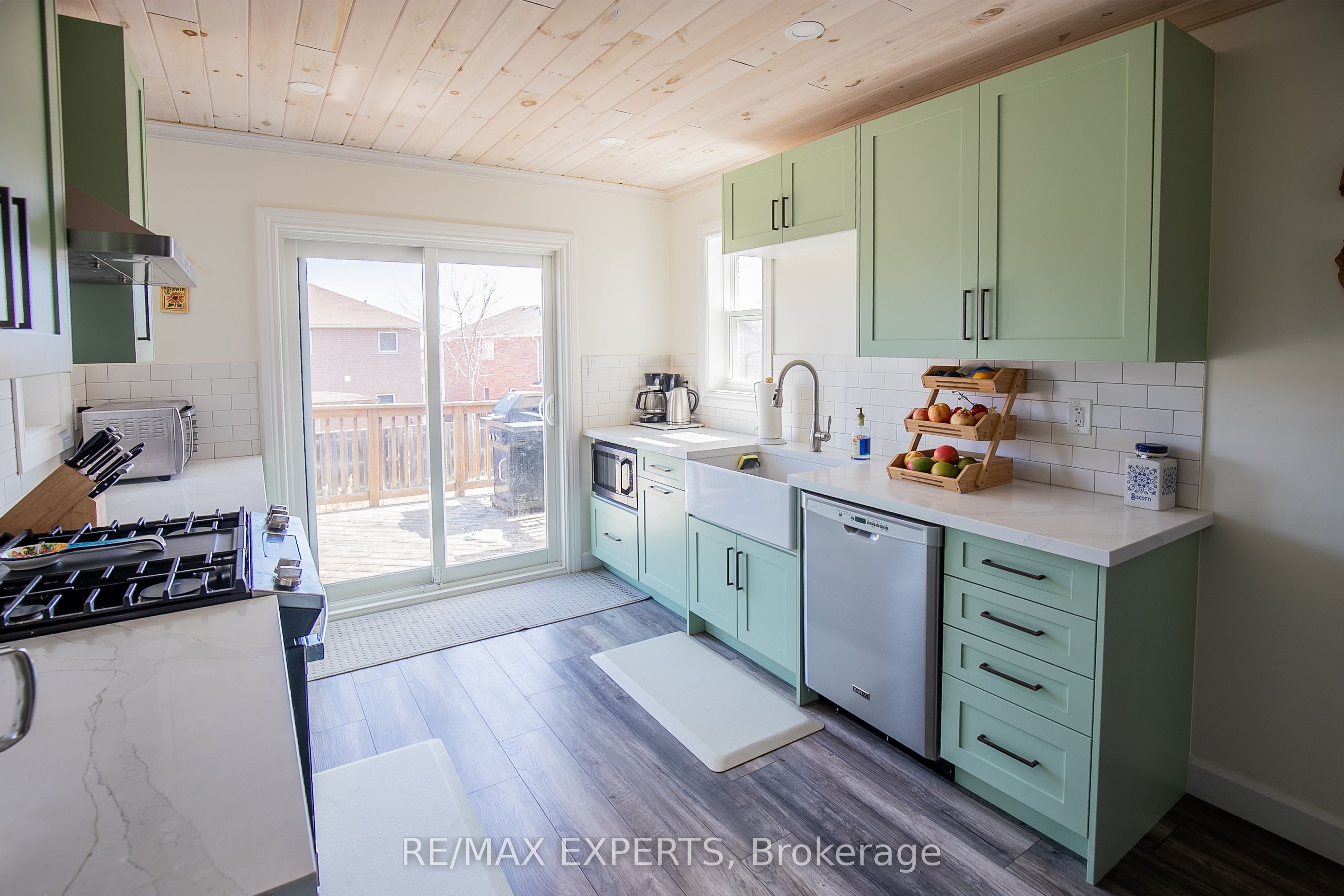 Additional image 6 of 213 Melbourne Drive, Bradford West Gwillimbury, ON, L3Z 2Y8