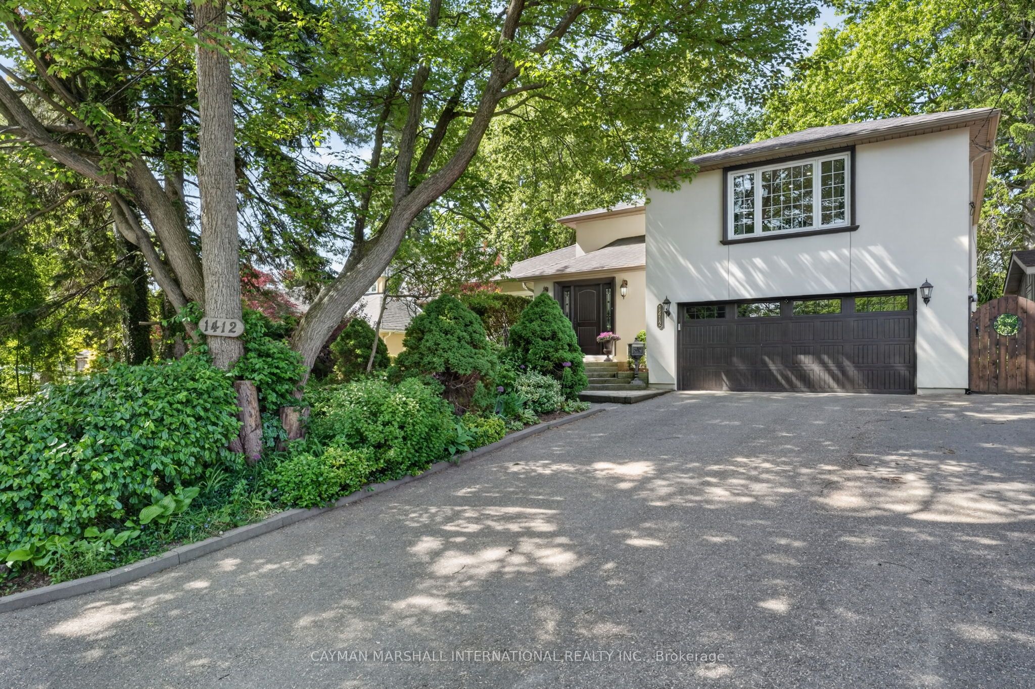 1412 Trotwood Avenue, Mississauga, ON, L5G 3Z6