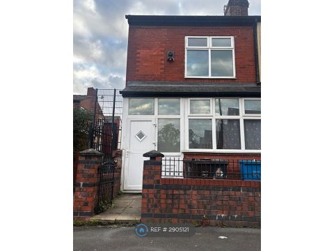 Kennedy Road, Salford M5