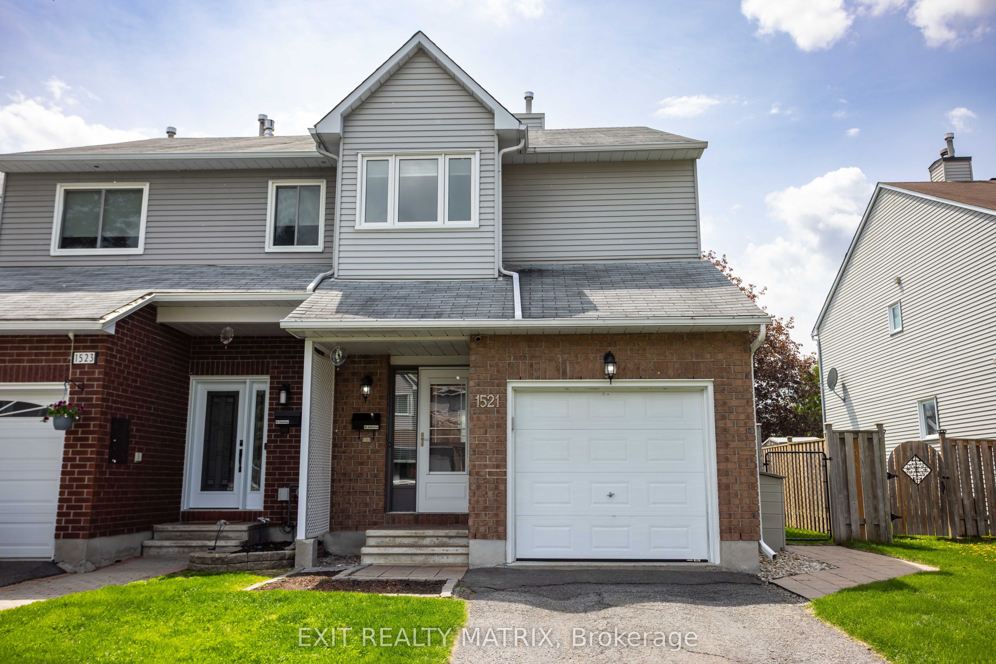1521 Briarfield Crescent, Ottawa, ON, K4A 1Z9