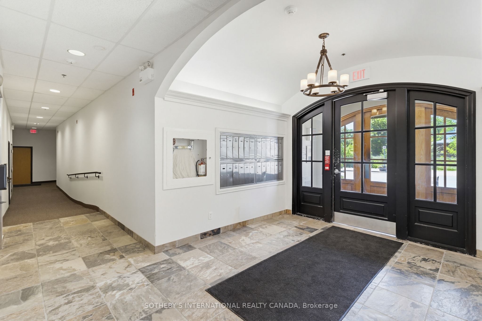 Additional image 3 of 203-459 Kerr Street, Oakville, ON, L6K 3C2