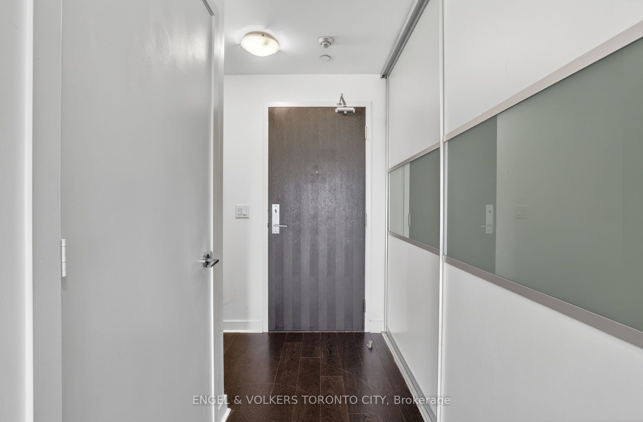 Additional image 6 of 606-156 Portland Street, Toronto, ON, M5V 0G1