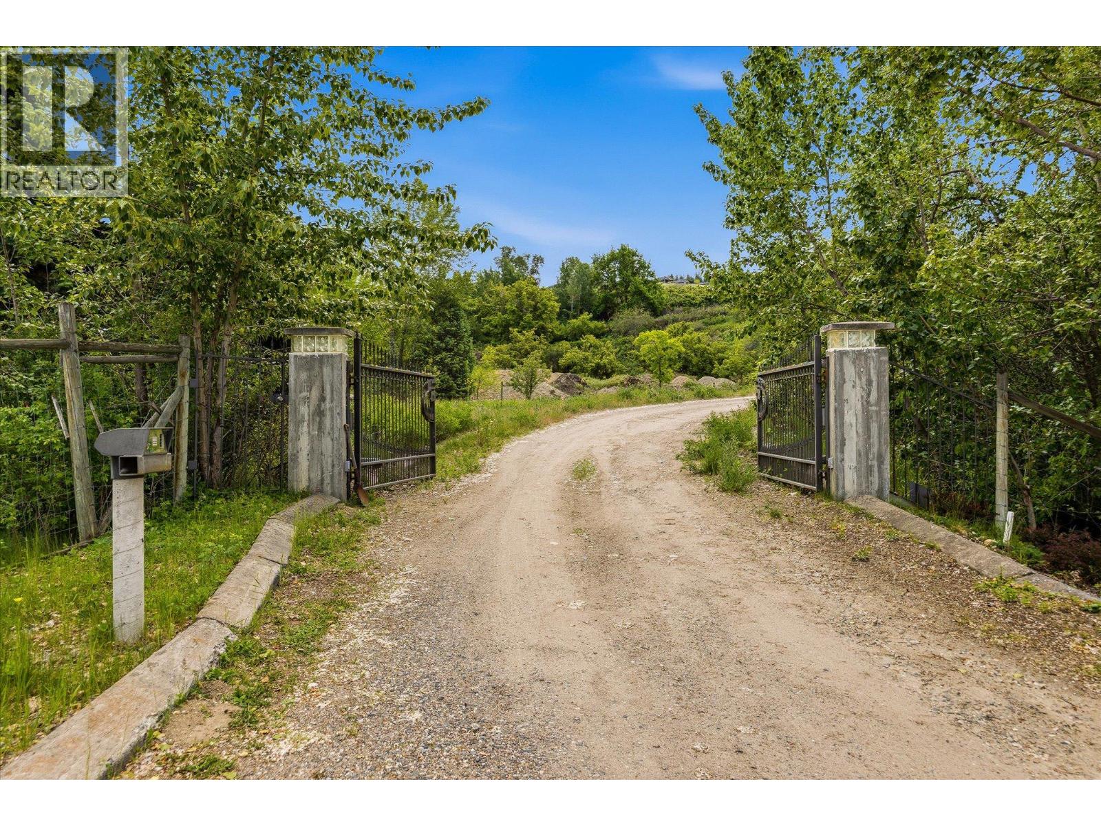 Additional image 3 of 1735 Swainson Road, Kelowna, BC, V1P1C5