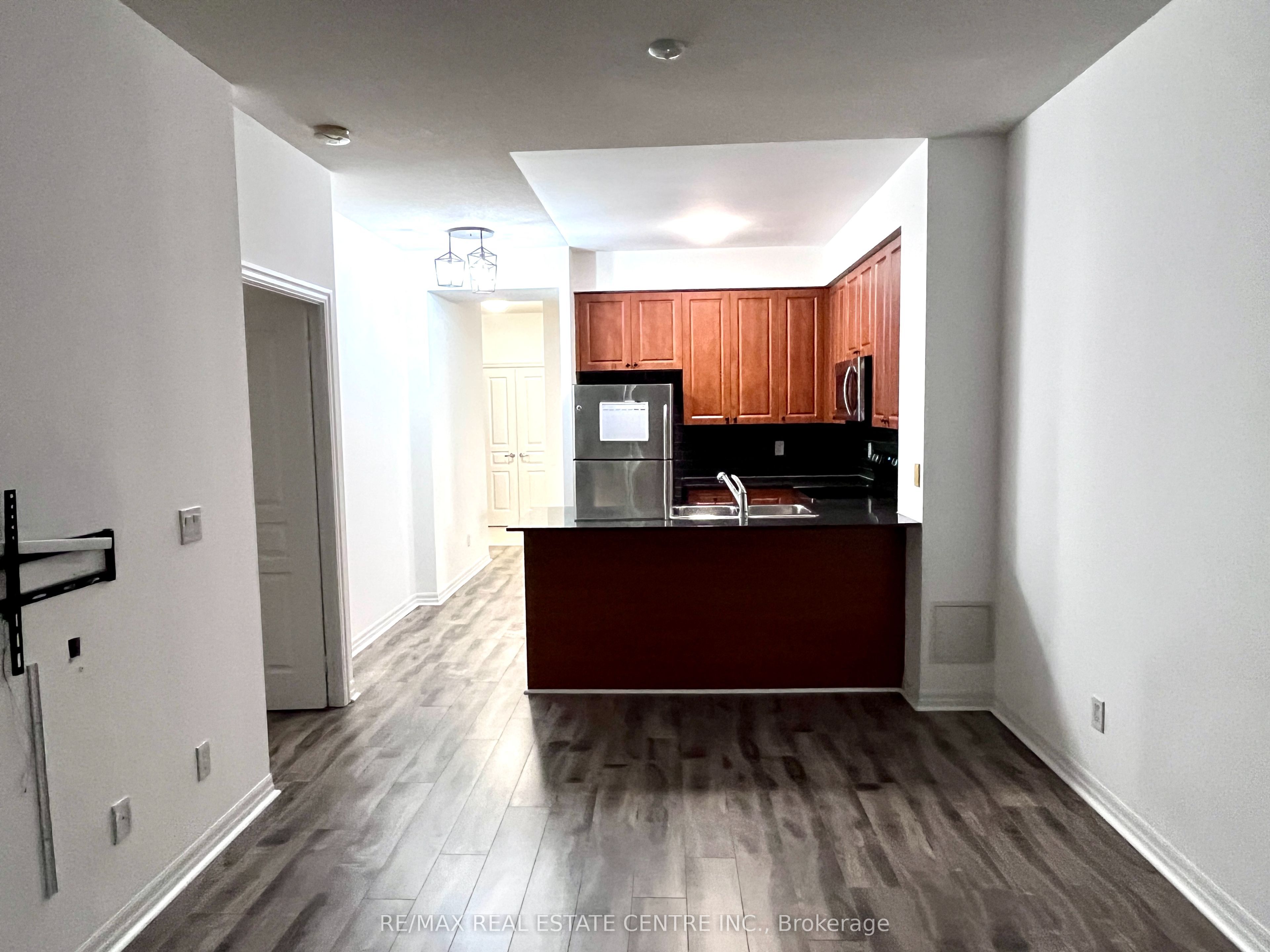 Additional image 4 of 907-225 Webb Drive, Mississauga, ON, L5B 3Y5