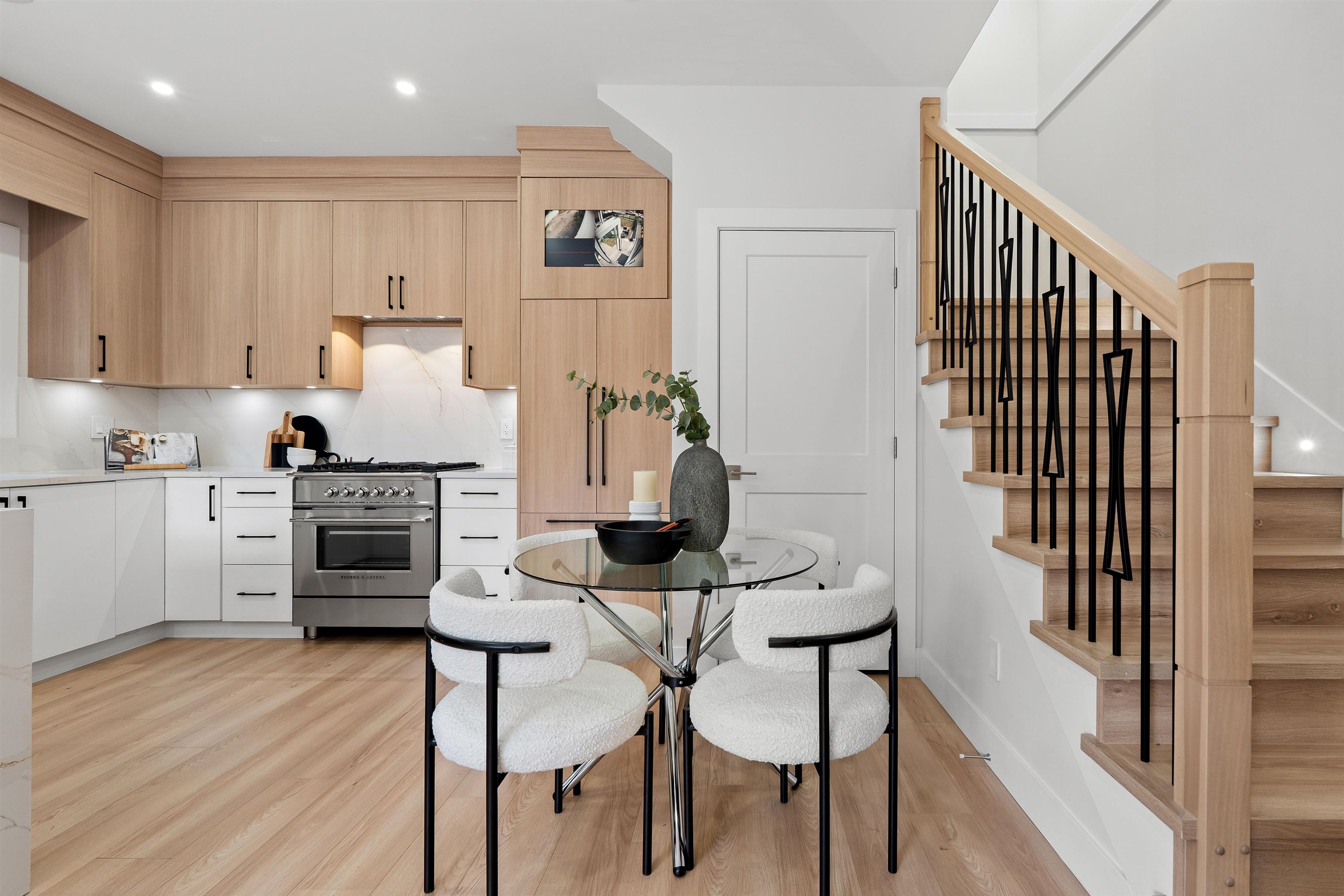 Additional image 6 of 2371 Adanac Street, Vancouver, BC, V5L 2E9