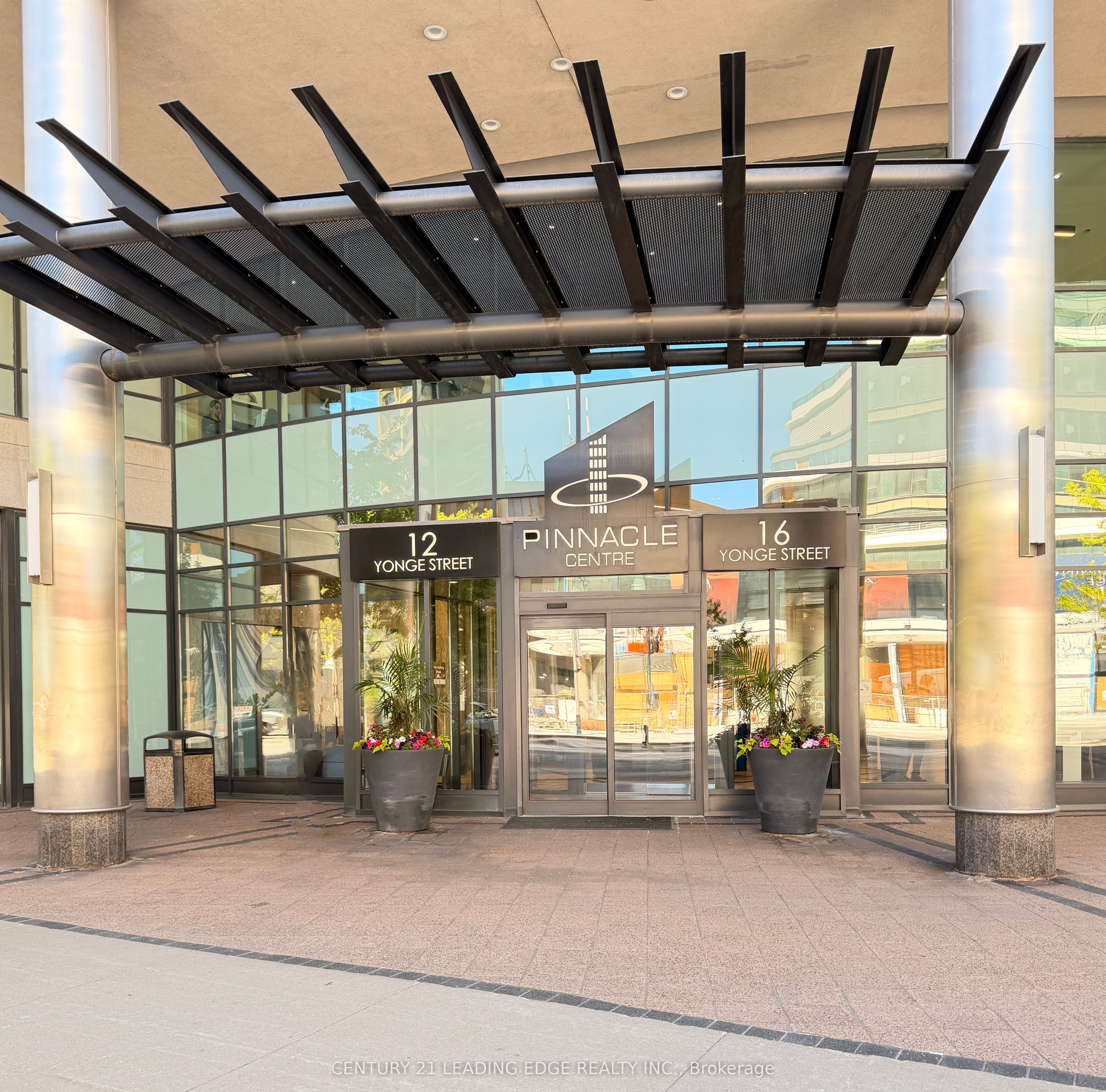 Additional image 2 of 704-12 Yonge Street, Toronto, ON, M5E 1R4