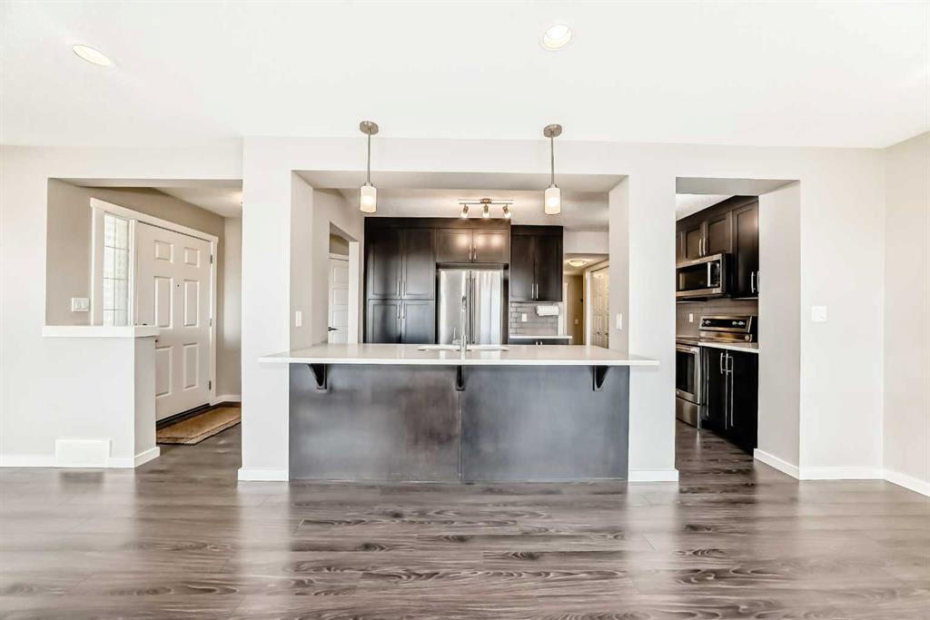 901-2400 Ravenswood View SE, Airdrie, AB, T4A 0V7 photo 5