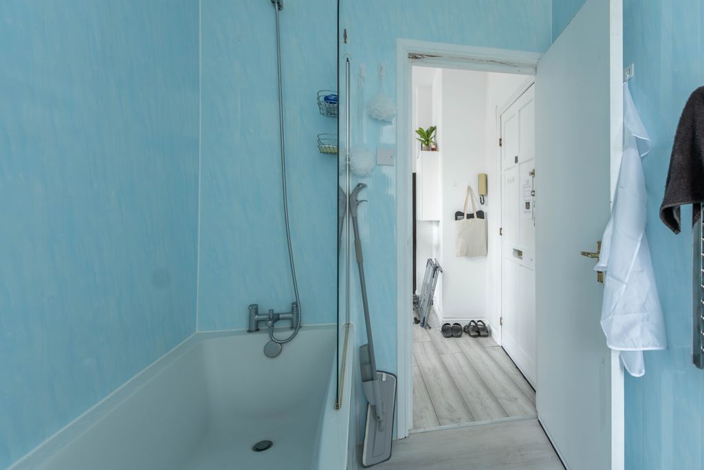 Additional image 10 of 1 bed flat for saleDunlop Street, Renfrew PA4