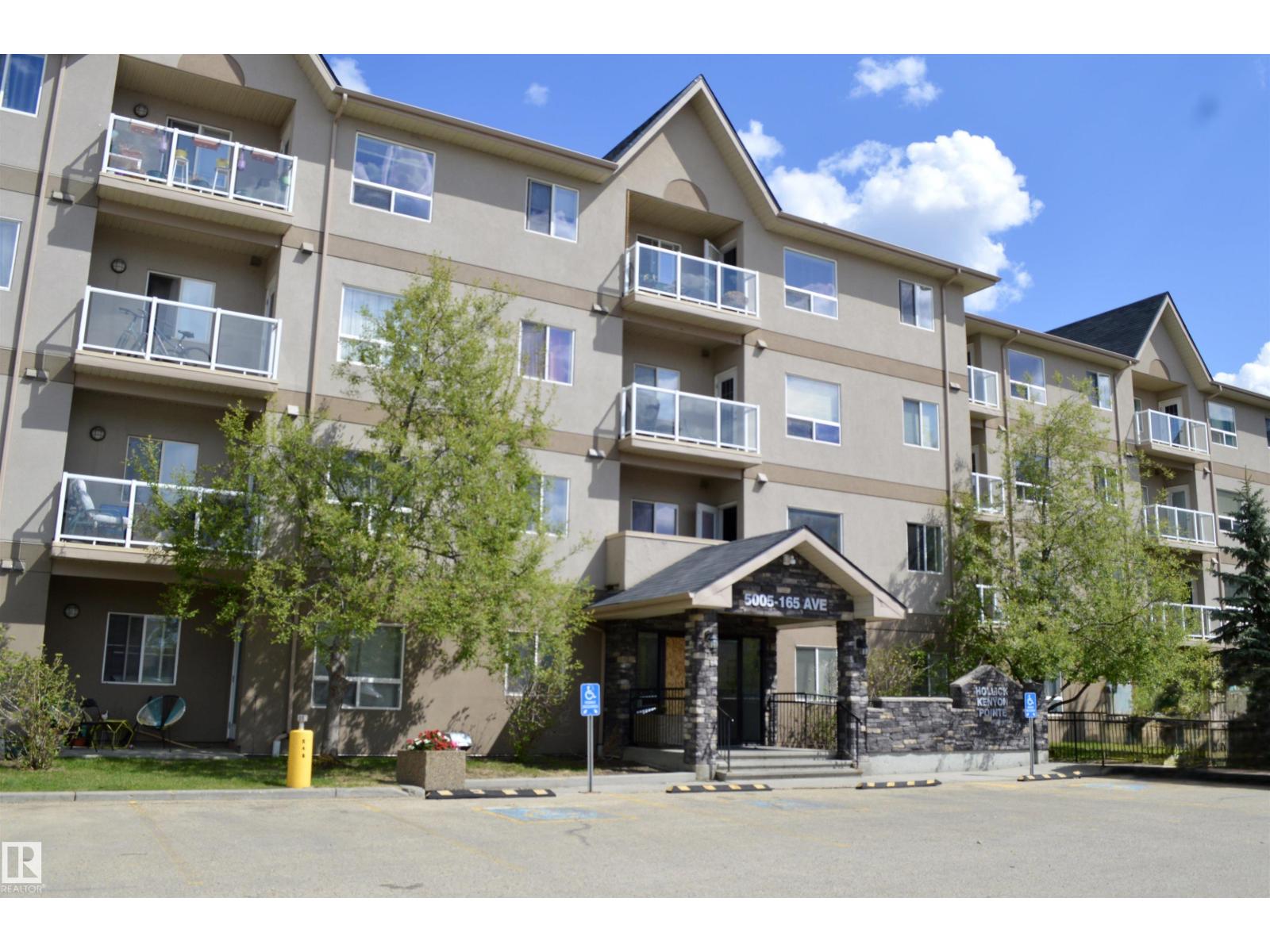 210-5005 165 Avenue NW, Edmonton, AB, T5Y0L8