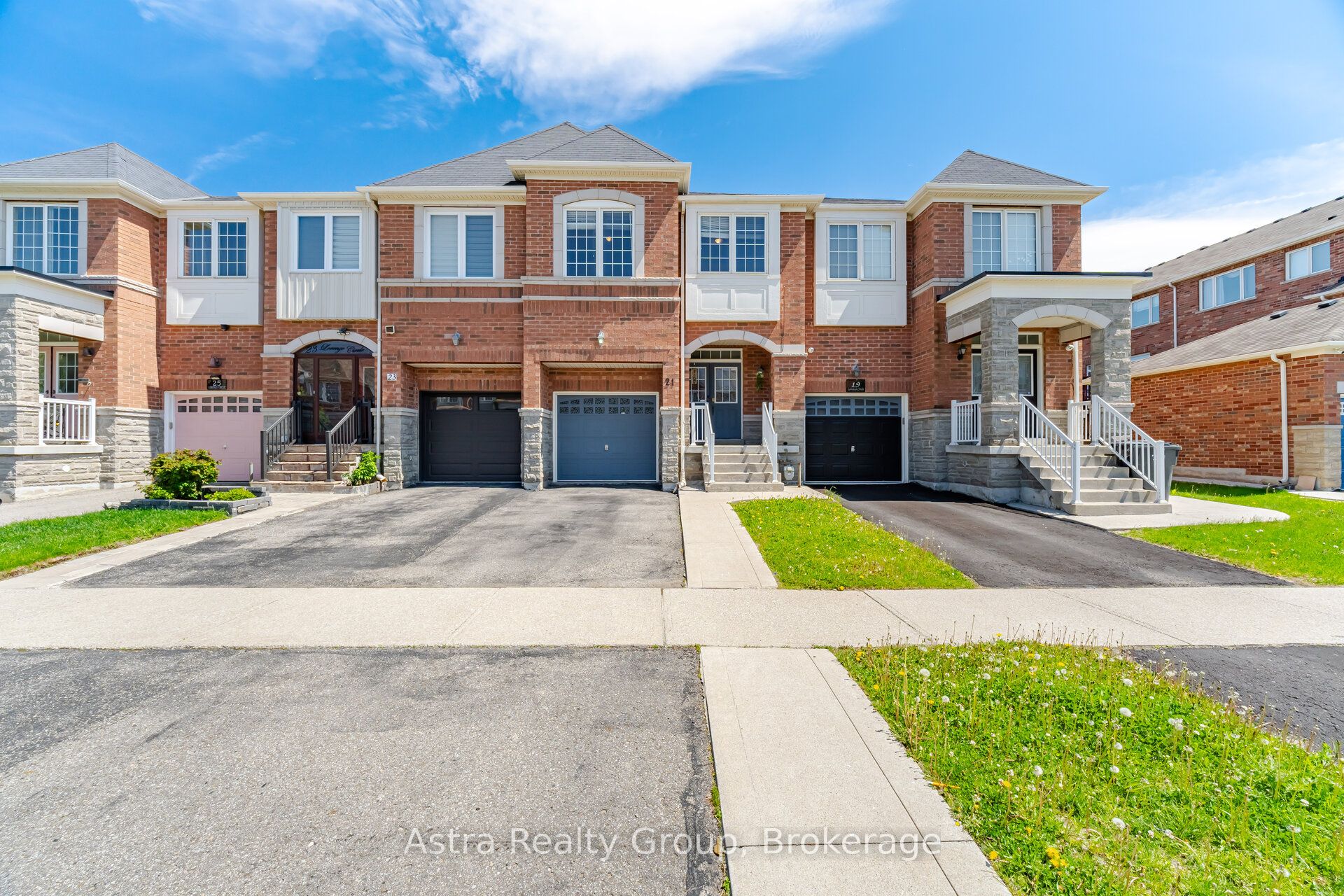 21 Lorenzo Circle, Brampton, ON, L6R 3N3 photo 4