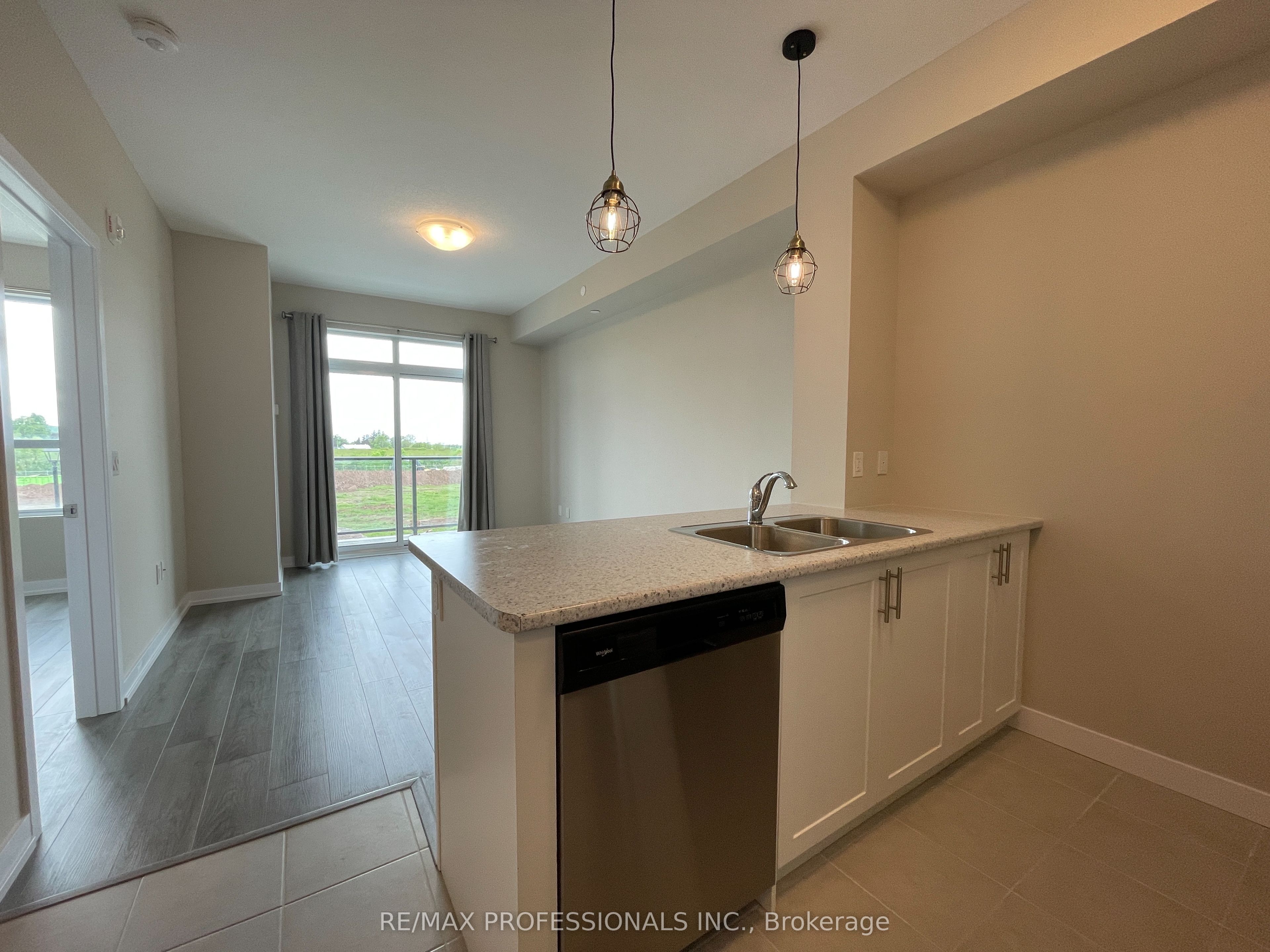 Additional image 6 of 202-5055 Greenlane Road, Lincoln, ON, L3J 2J3