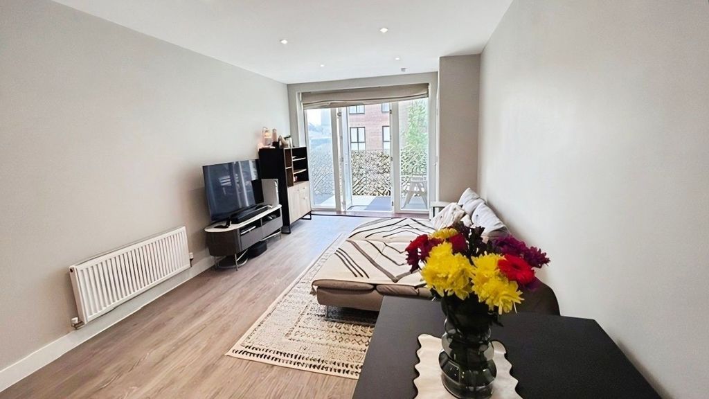 Additional image 7 of 2 bed flat for saleCorys Road, Rochester ME1