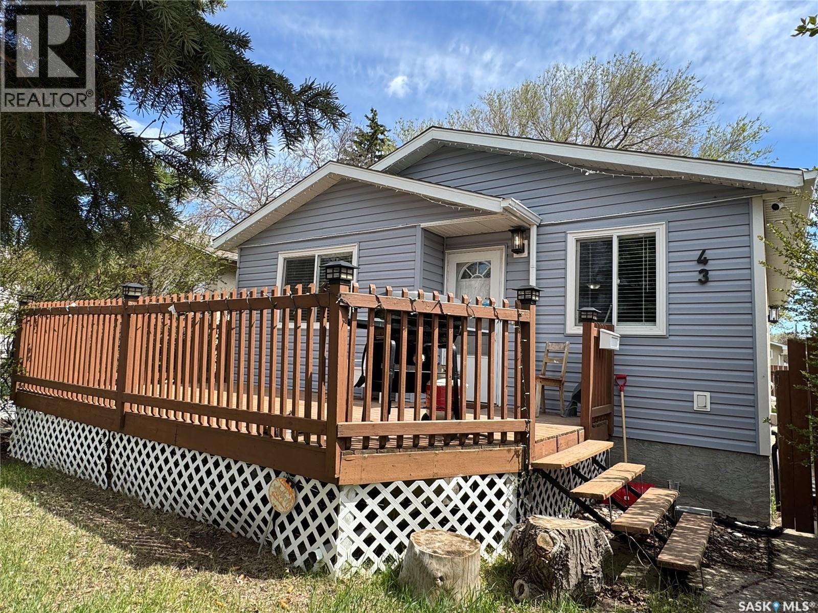 43 Marshall Crescent, Regina, SK, S4R4Y8 photo 3