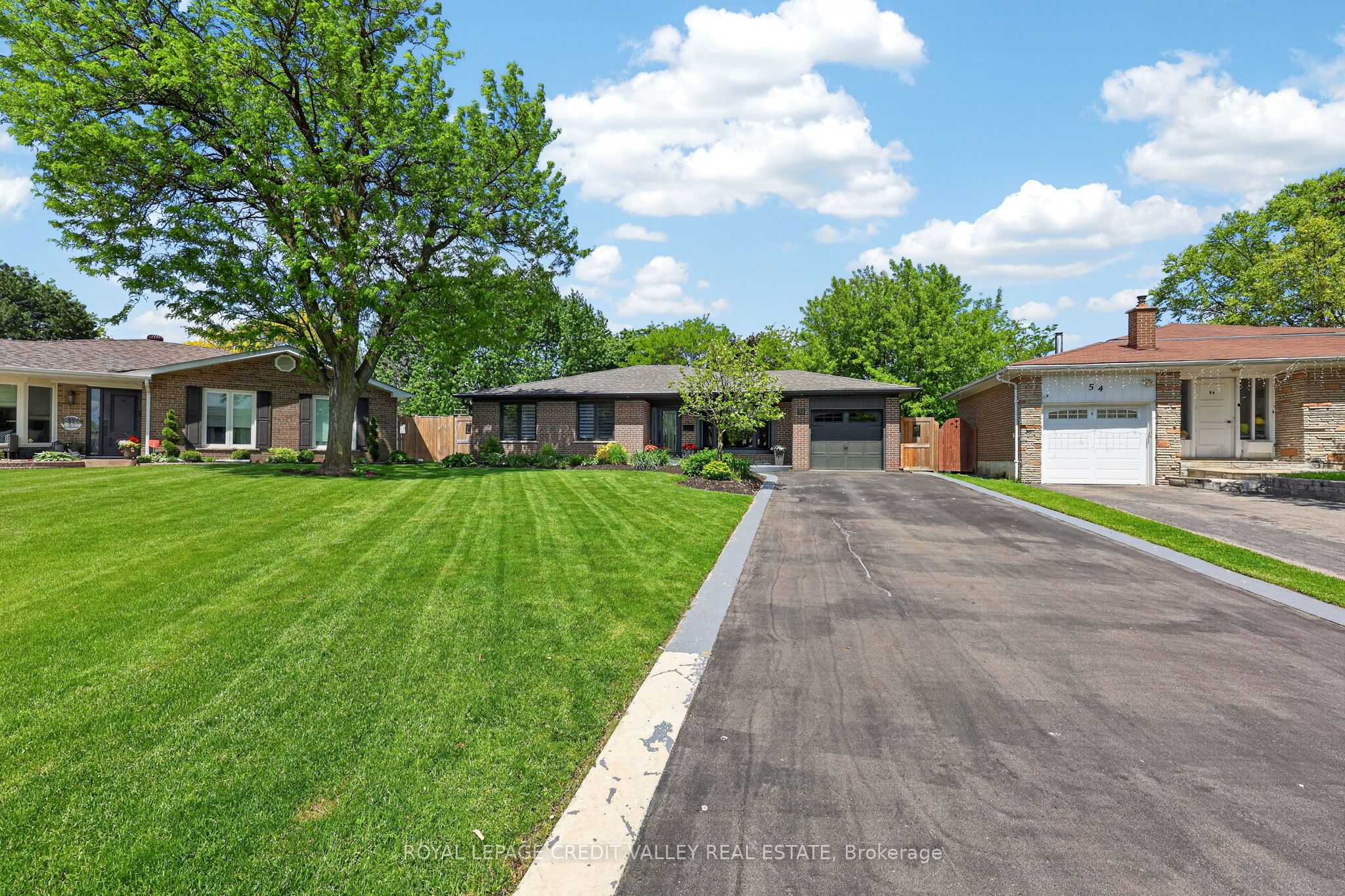 52 Terra Cotta Crescent, Brampton, ON, L6W 1C1 photo 2