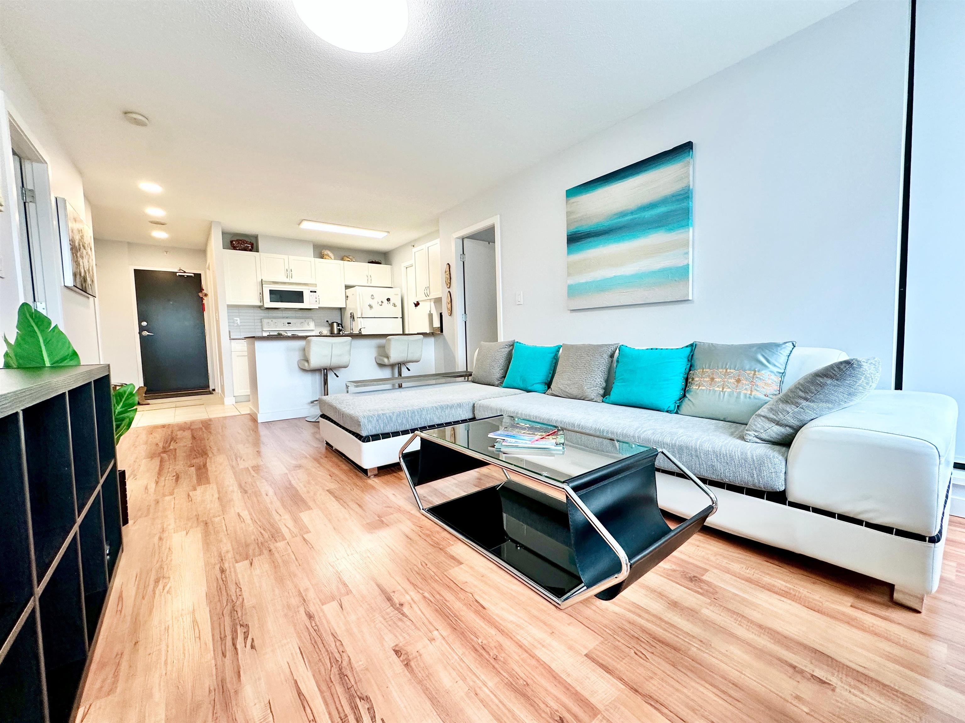 608-933 Hornby Street, Vancouver, BC, V6Z 3G5