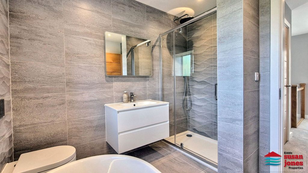 Additional image 14 of 3 bed detached house for salePenrallt, Pwllheli LL53