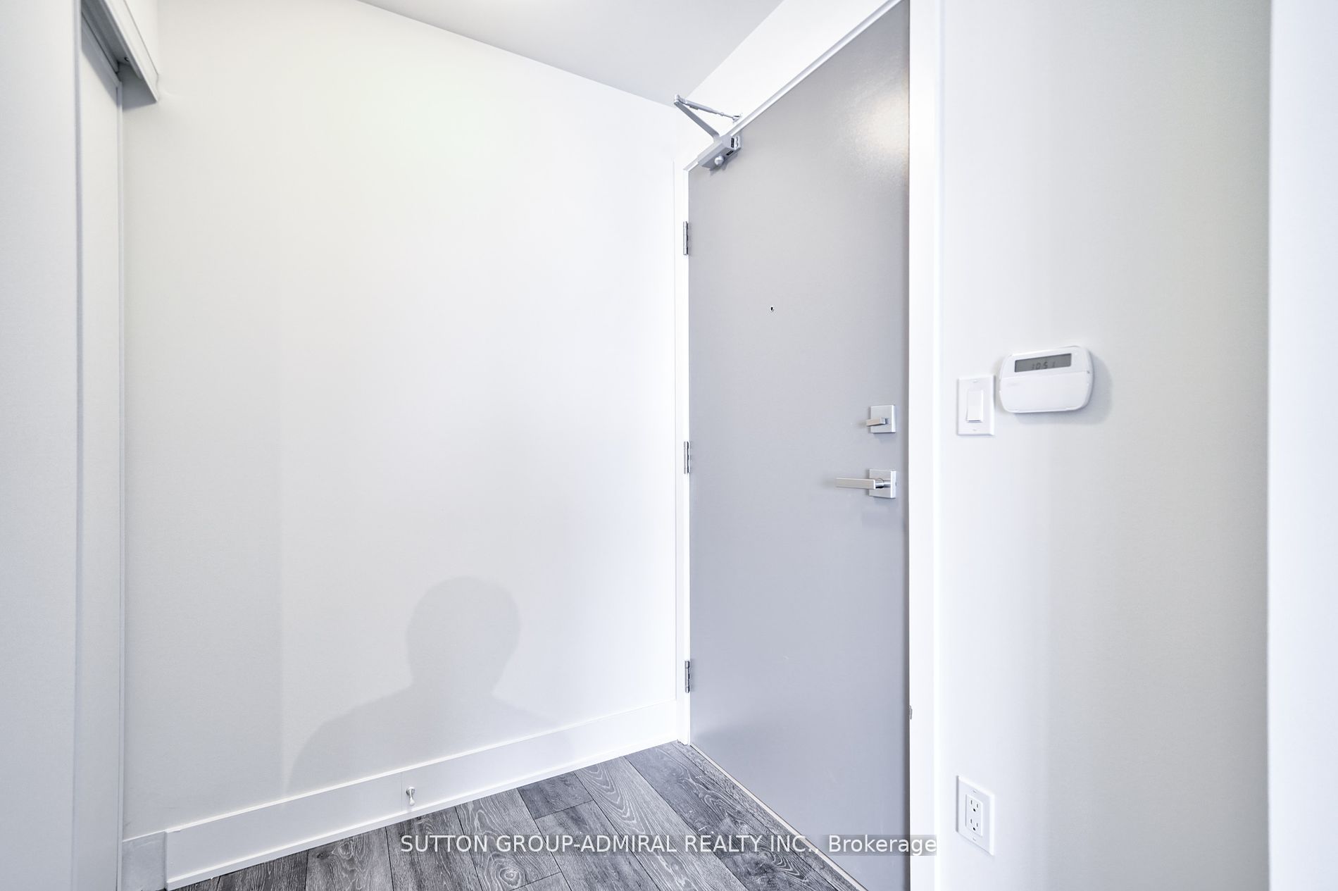 2115-188 Fairview Mall Drive, Toronto, ON, M2J 4T1 photo 2