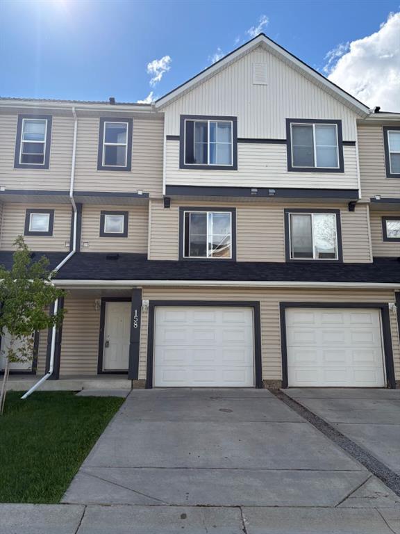 158 Everhollow Heights SW, Calgary, AB, T2Y5B3