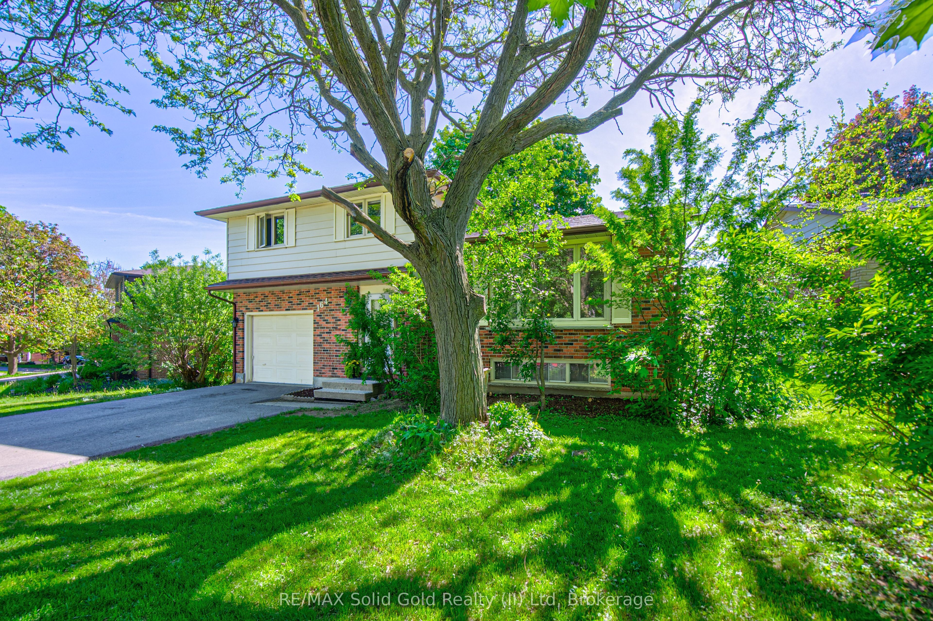 Additional image 3 of 164 White Pine Crescent, Waterloo, ON, N2V 1C1