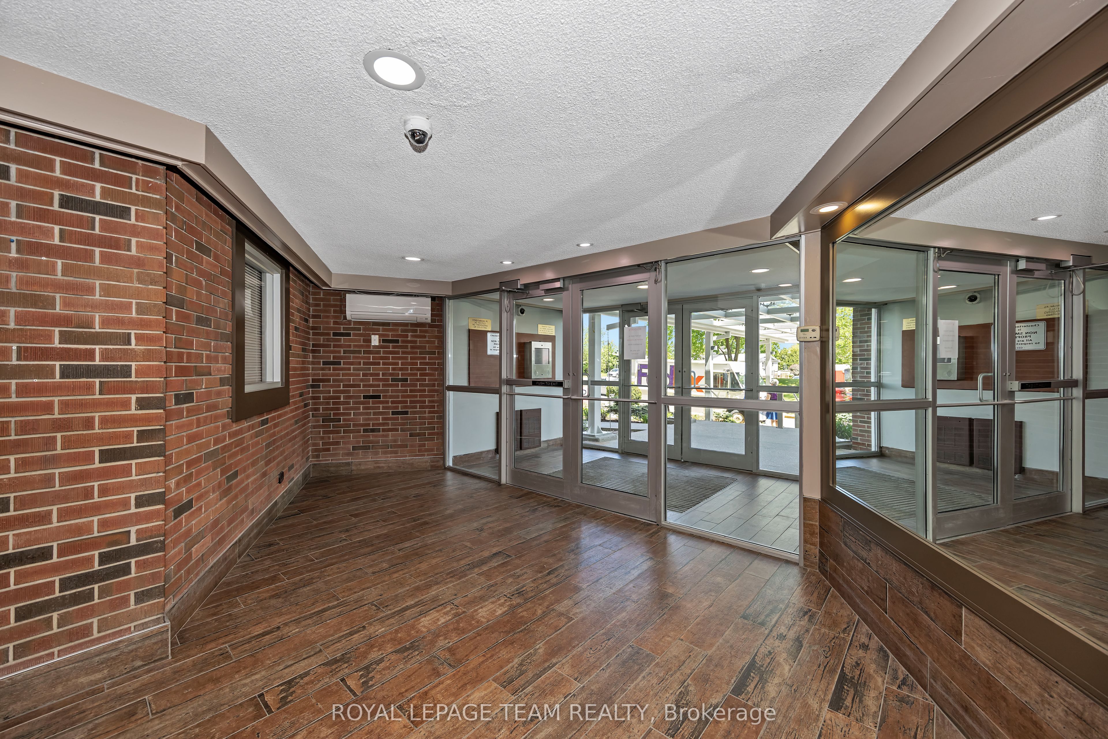 Additional image 4 of 707-20 Chesterton Drive, Ottawa, ON, K2E 6Z7