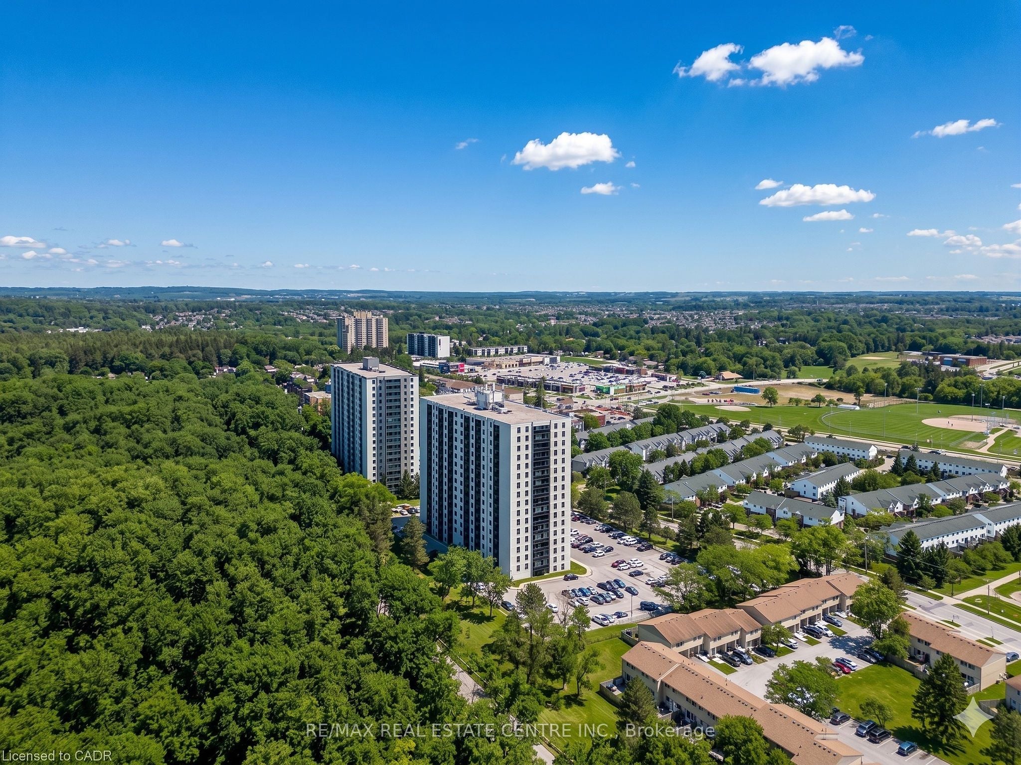 103-35 Green Valley Drive, Kitchener, ON, N2P 2A5 photo 2