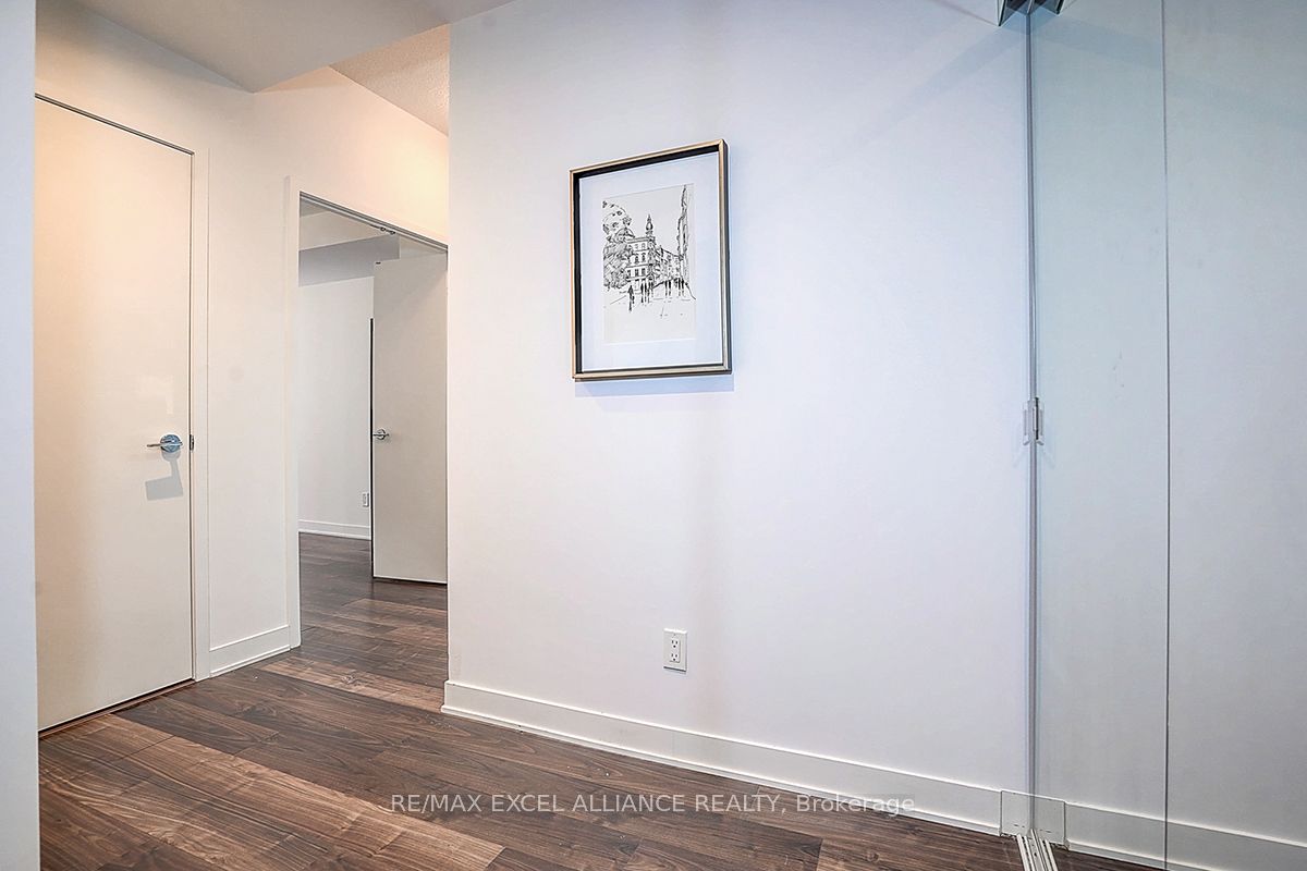 Additional image 4 of 605-90 Queens Wharf Road, Toronto, ON, M5V 0J4
