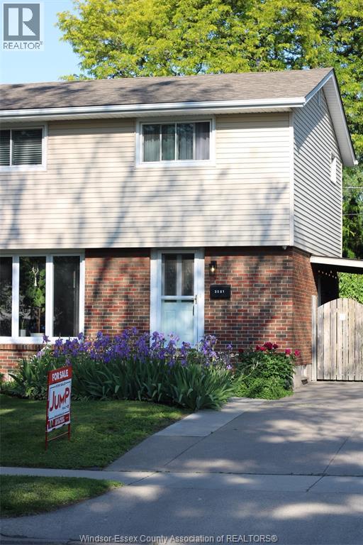 3581 Wolfe Court, Windsor, ON, N9C1X2 photo 2