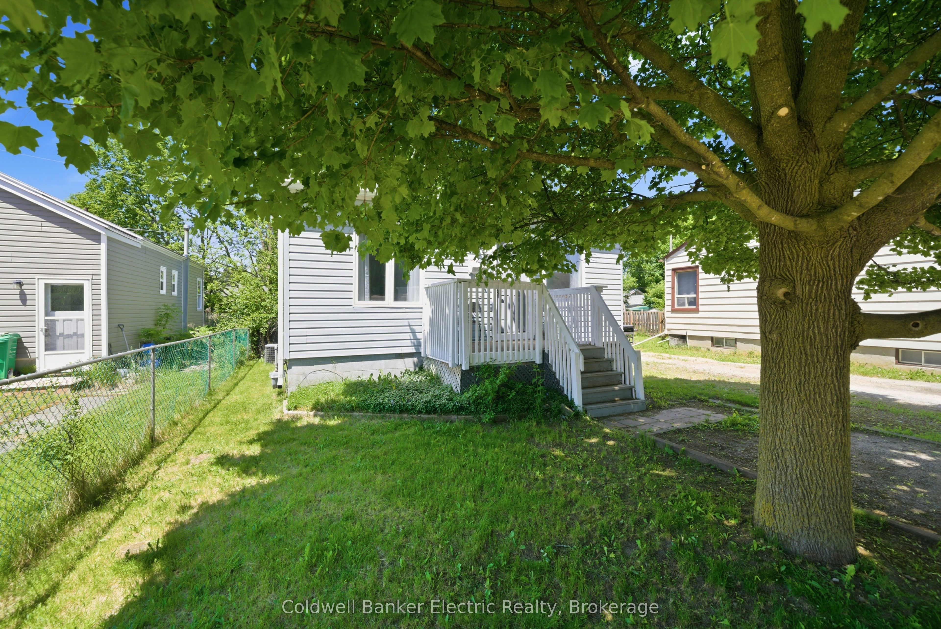 780 Brown Street, Peterborough, ON, K9J 4K8