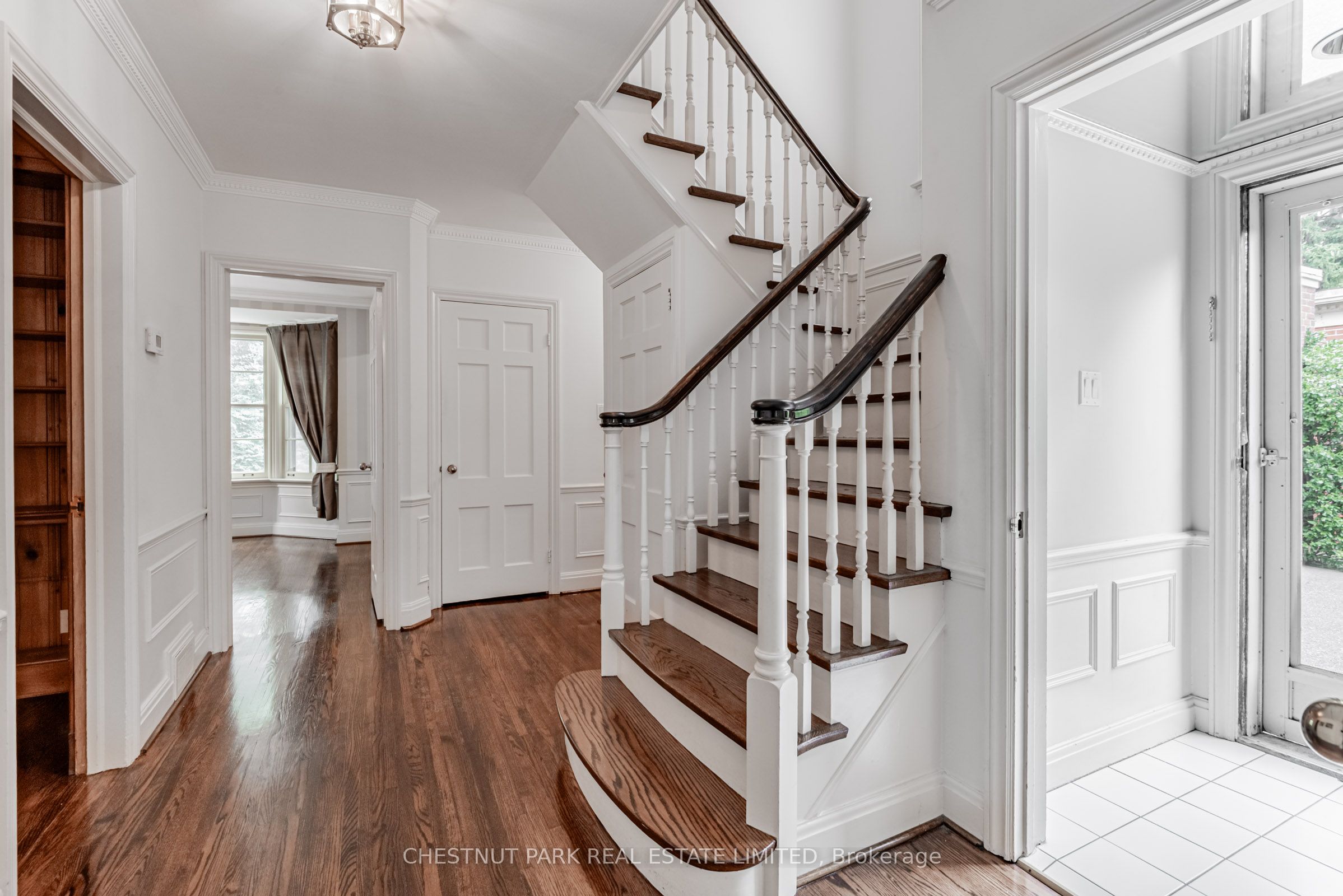 56 Rochester Avenue, Toronto, ON, M4N 1N8 photo 2