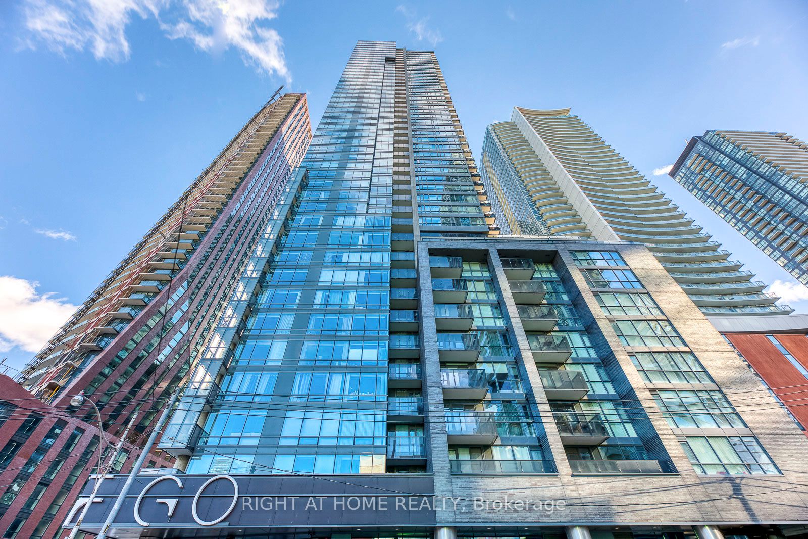 1306-295 Adelaide Street W, Toronto, ON, M5V 0L4