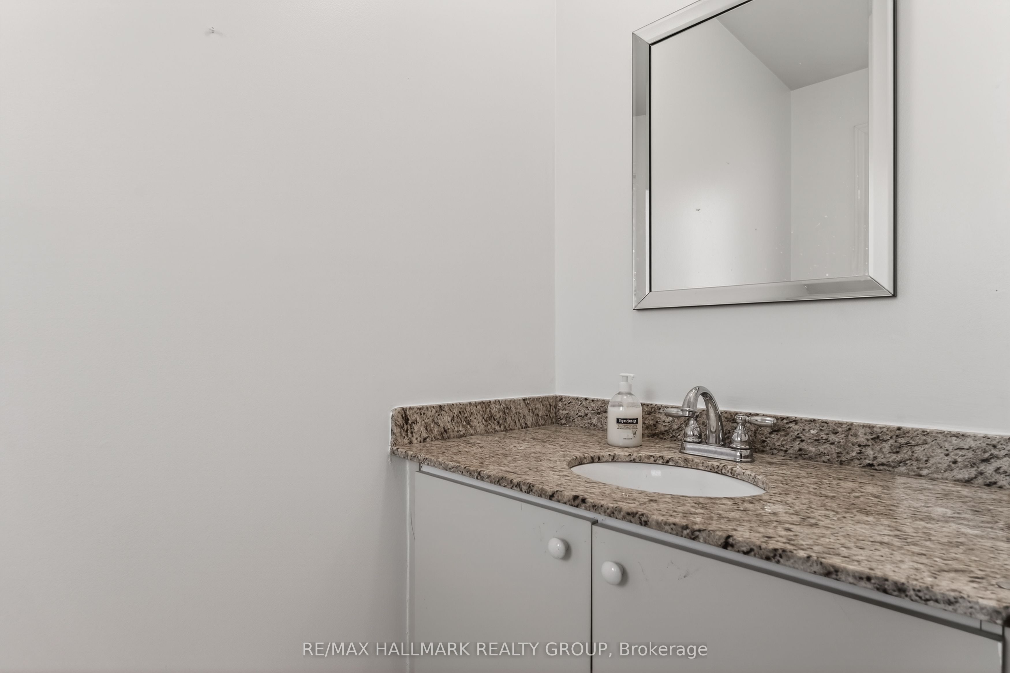 Additional image 6 of 1769 Bromont Way, Ottawa, ON, K1C 5K1