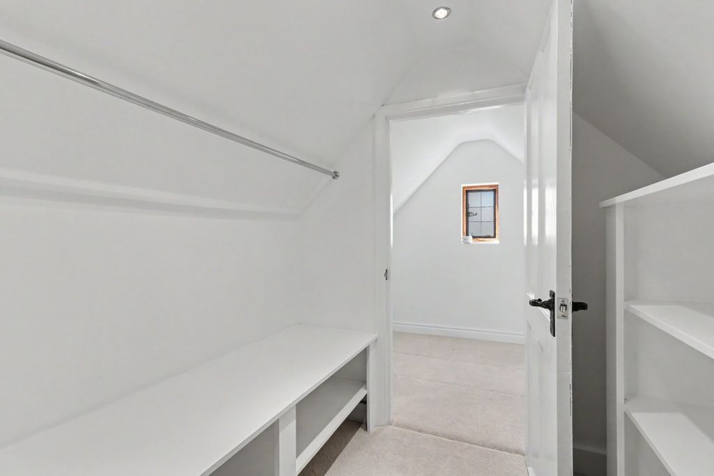 Additional image 33 of 5 bed detached house for saleShopland Hall Road, Rochford SS4