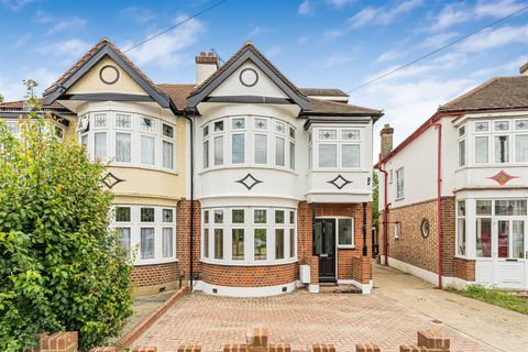 Balgonie Road, North Chingford E4