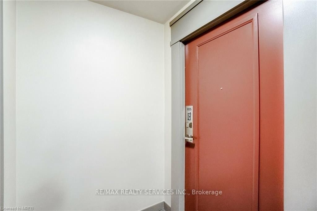 1005-4085 Parkside Village Drive, Mississauga, ON, L5B 0K9 photo 4