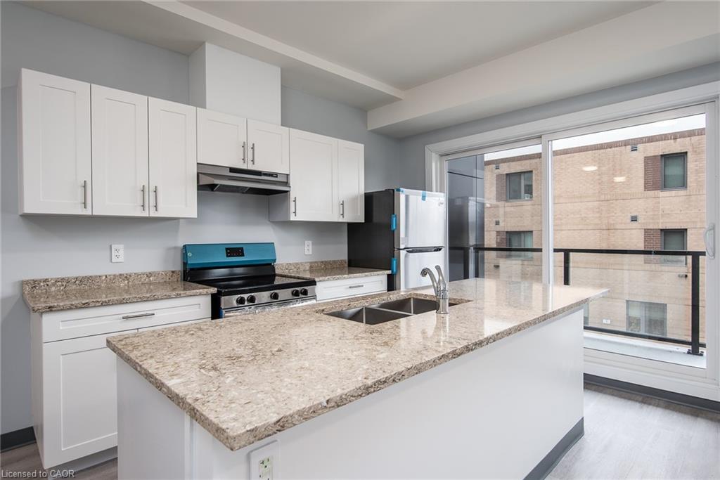 202-10 Queen Street, St. Thomas, ON, N5R 3H8