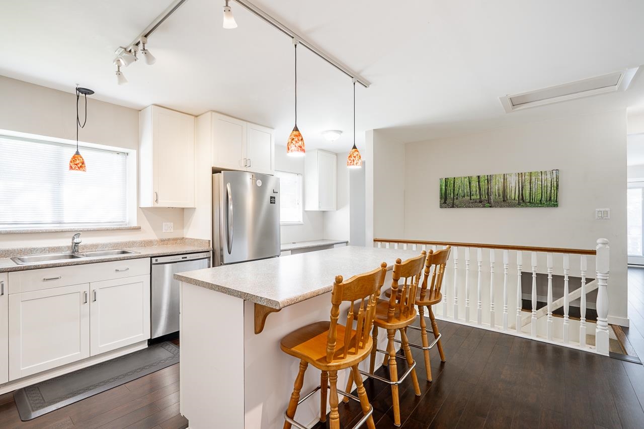 Additional image 4 of 11101 143a Street, Surrey, BC, V3R 3M5