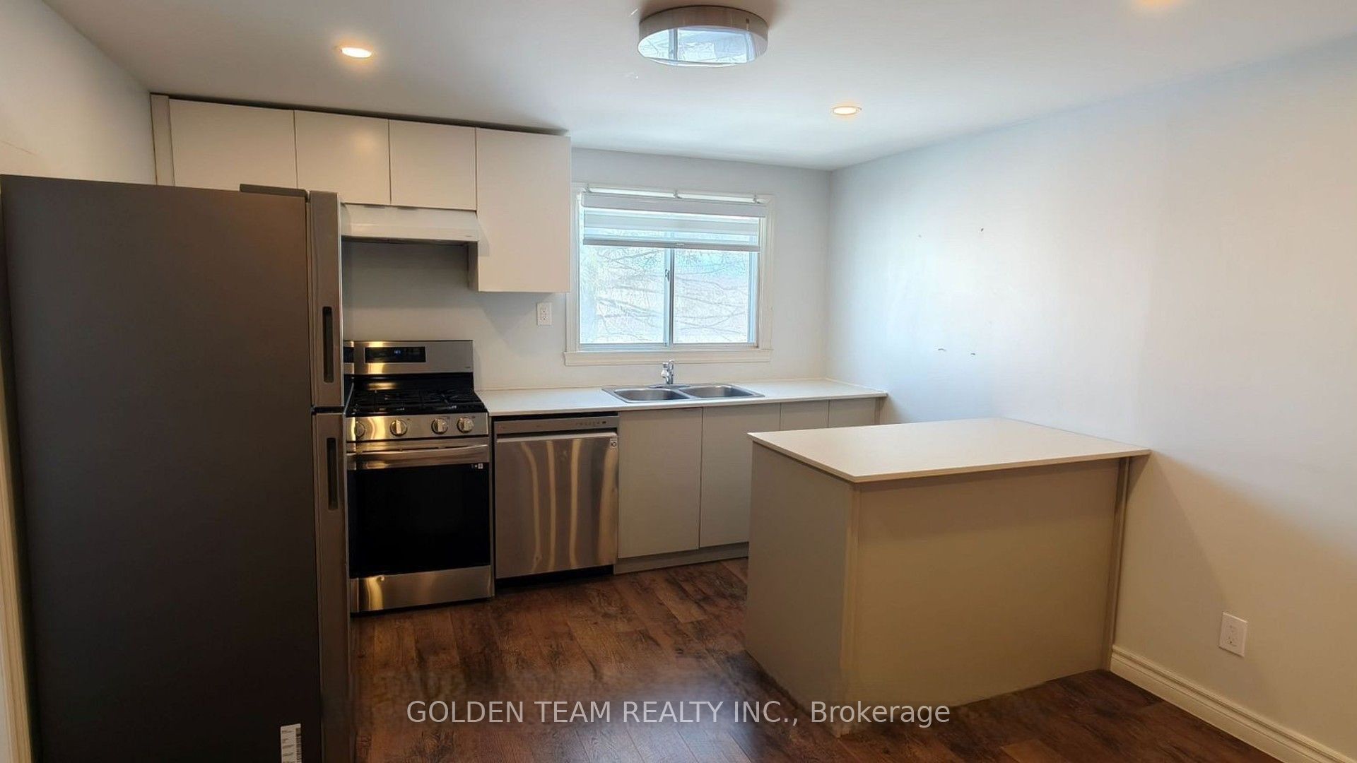Additional image 5 of Upper Unit-205 Pine Beach Drive, Georgina, ON, L4P 2V6