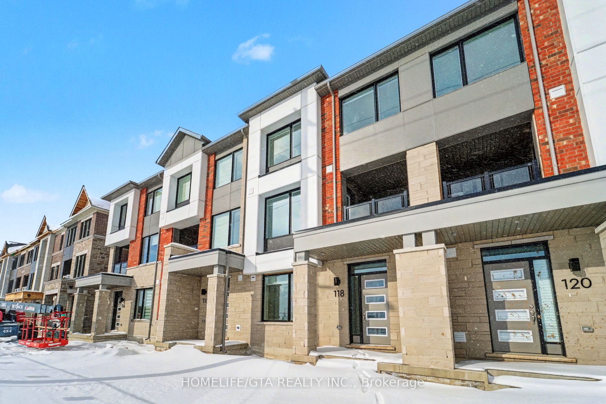 118 Pearen Lane, Barrie, ON, L9J 1A5