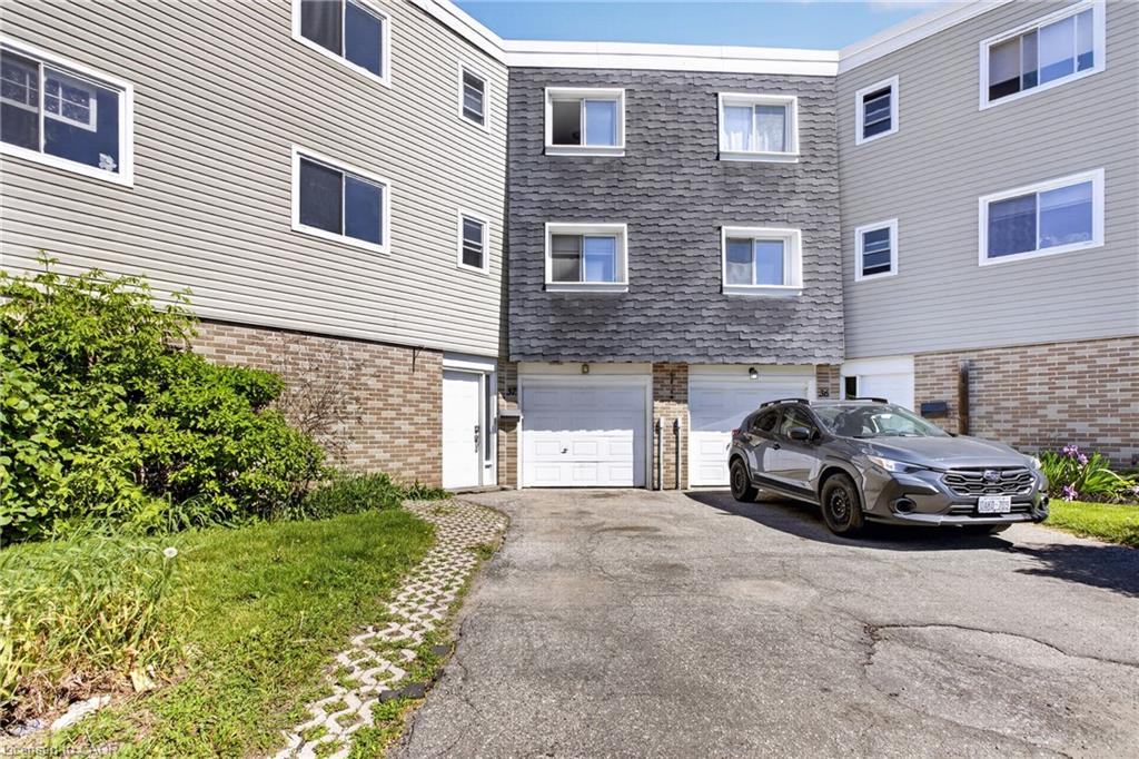 37-60 Elmsdale Drive, Kitchener, ON, N2E 2G4 photo 4