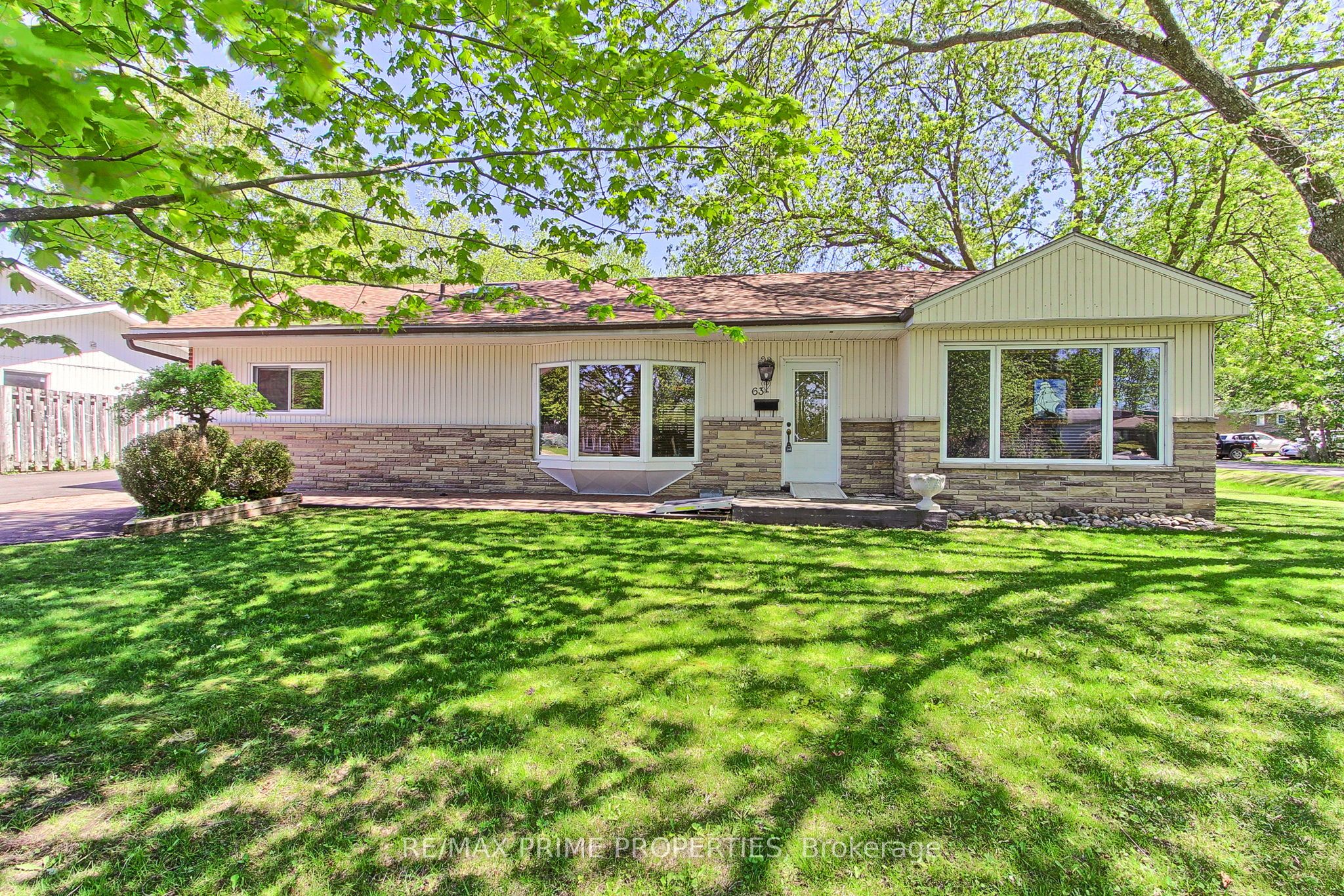63 Ruta Crescent, Georgina, ON, L4P 1C5