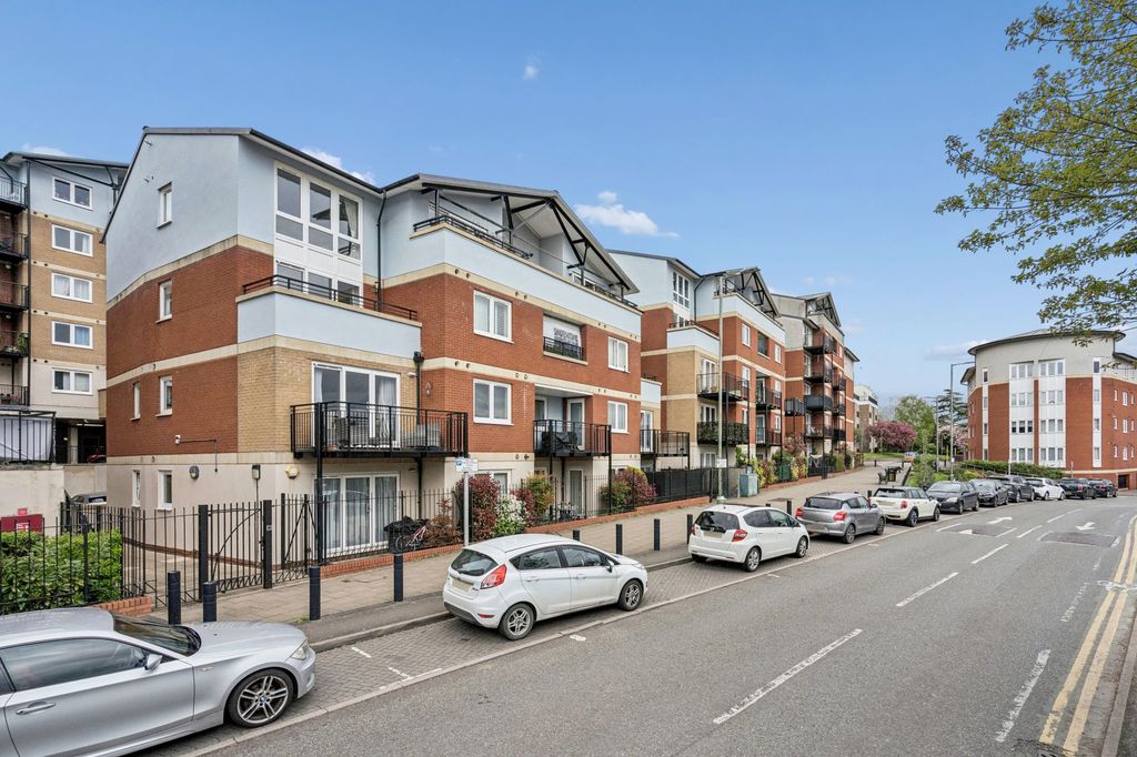 Additional image 17 of 2 bed flat for saleNorthway, Rickmansworth WD3
