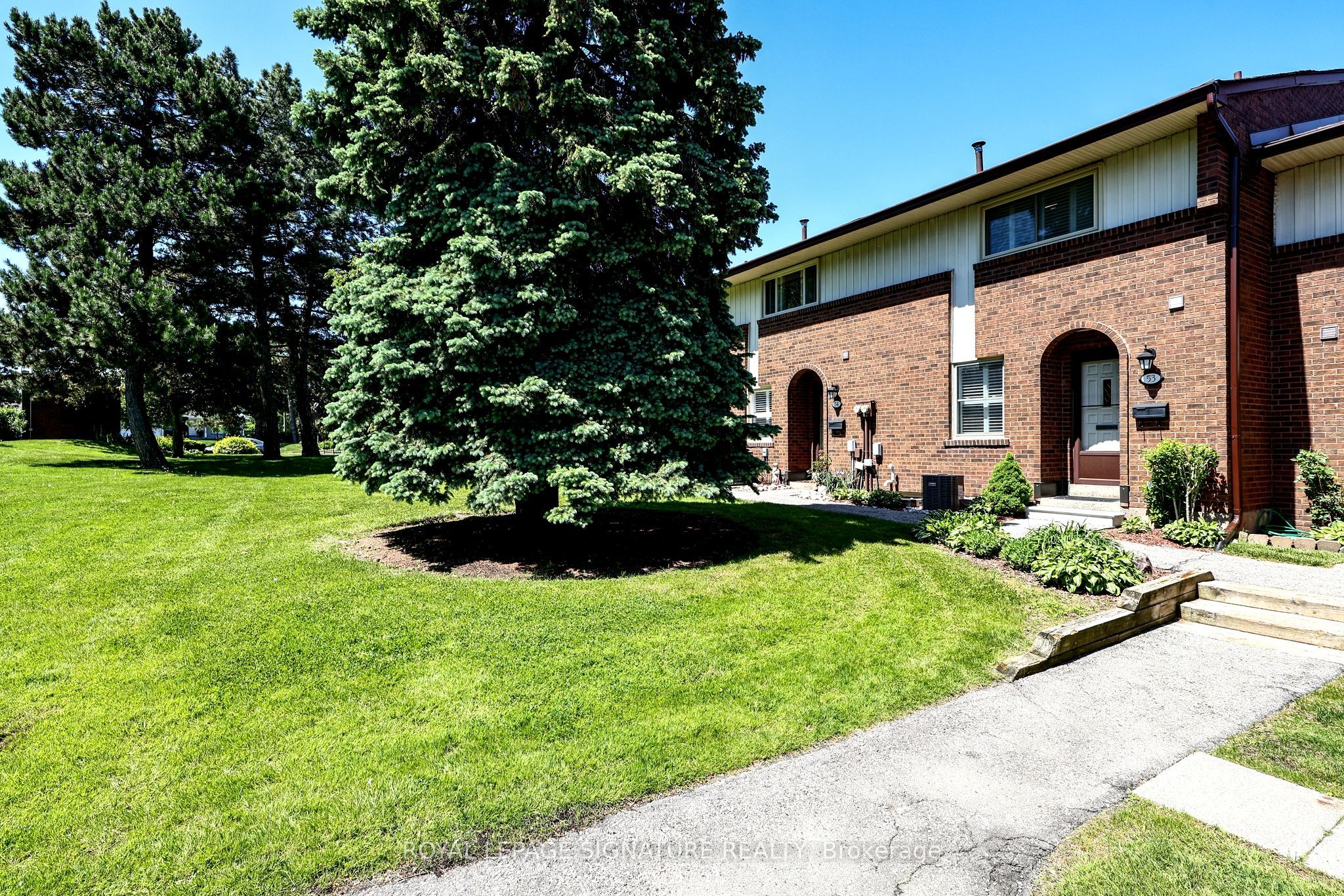 53-3665 Flamewood Drive, Mississauga, ON, L4Y 3P5