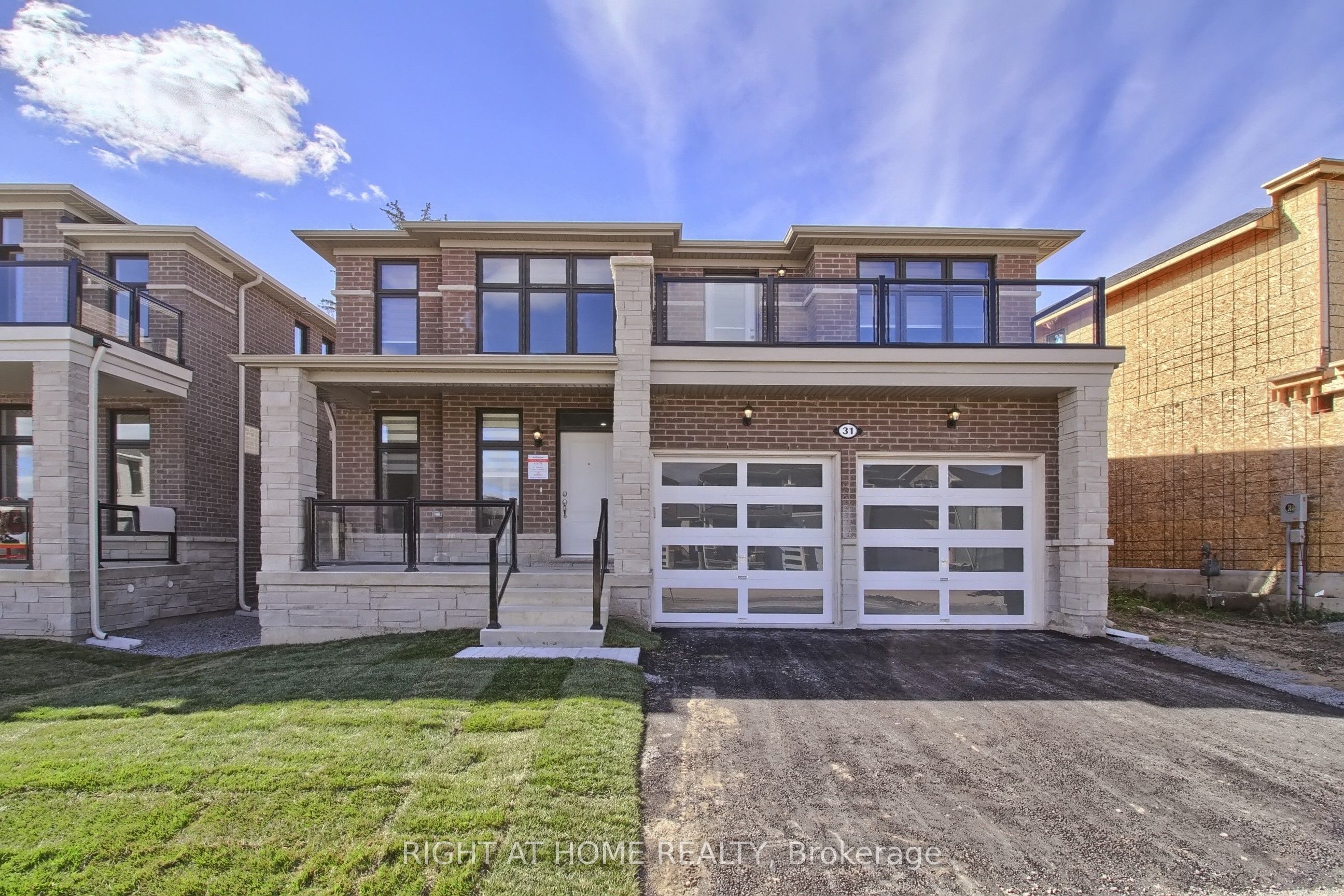 31 Dorothy Caine Crescent, Georgina, ON, L4P 3E9