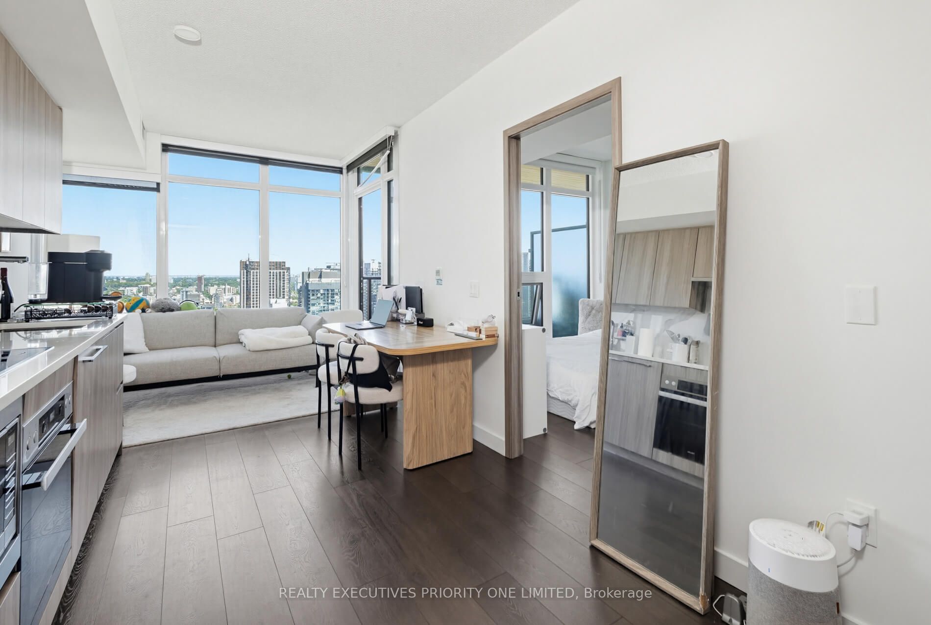 Additional image 5 of 5515-1 Concord Cityplace Way, Toronto, ON, M5V 0X3