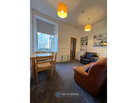 Elmfield Avenue, Aberdeen AB24