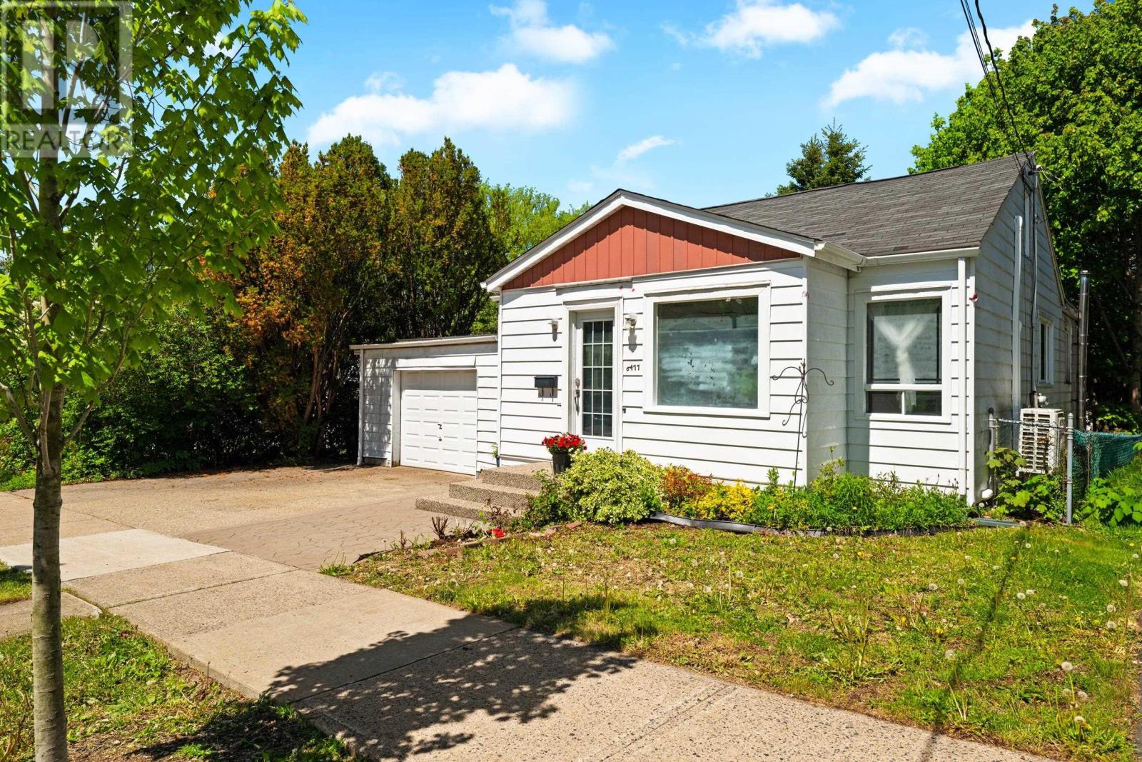 6477 Roslyn Road, Halifax, NS, B3L2M6 photo 3