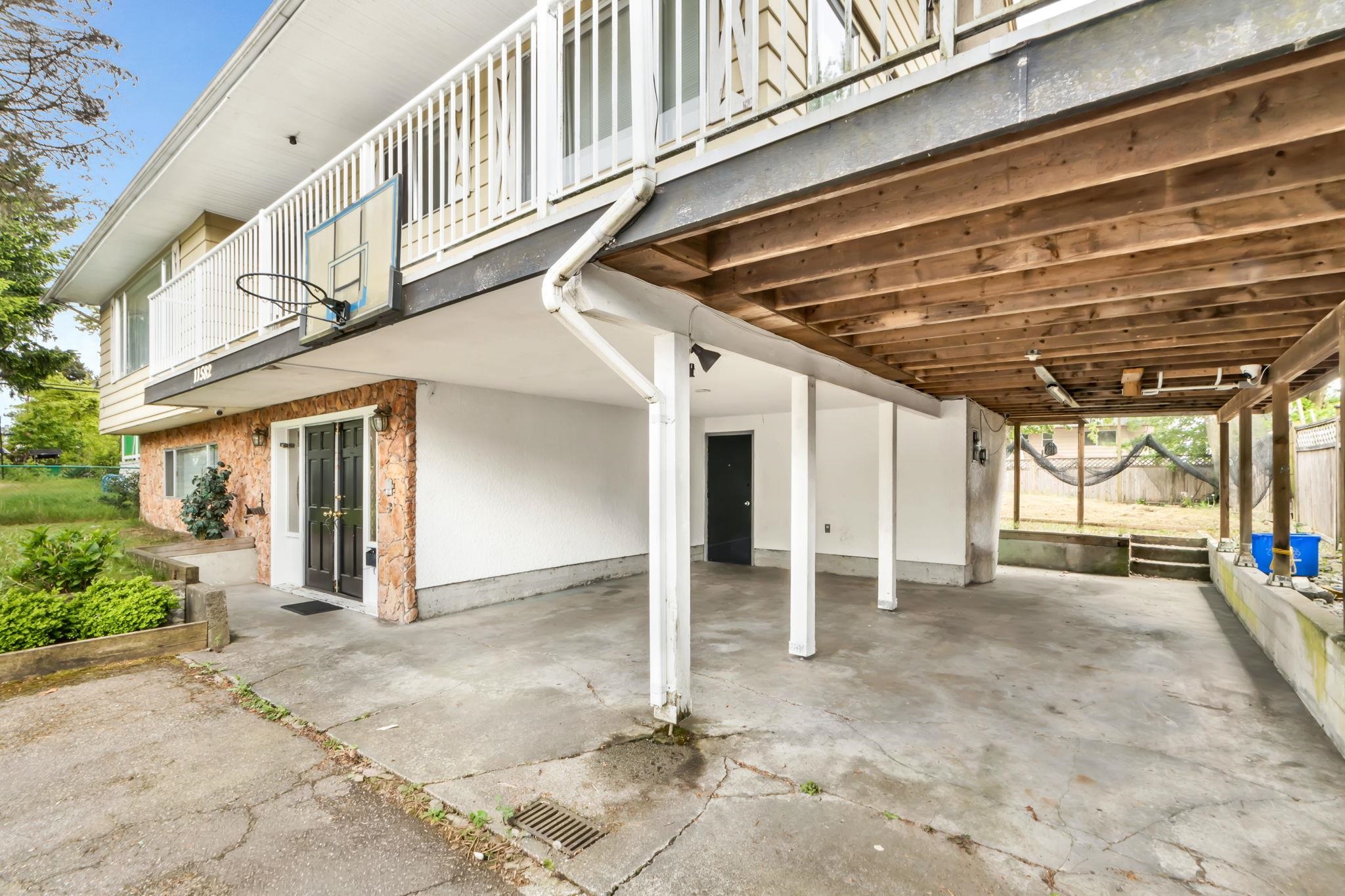 11582 84a Avenue, Delta, BC, V4C 2S6 photo 3