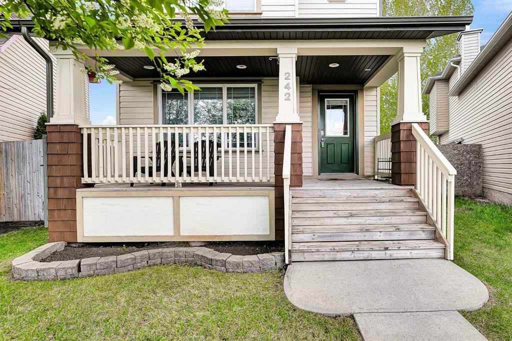 242 Copperstone Grove SE, Calgary, AB, T2Z 4X7 photo 2