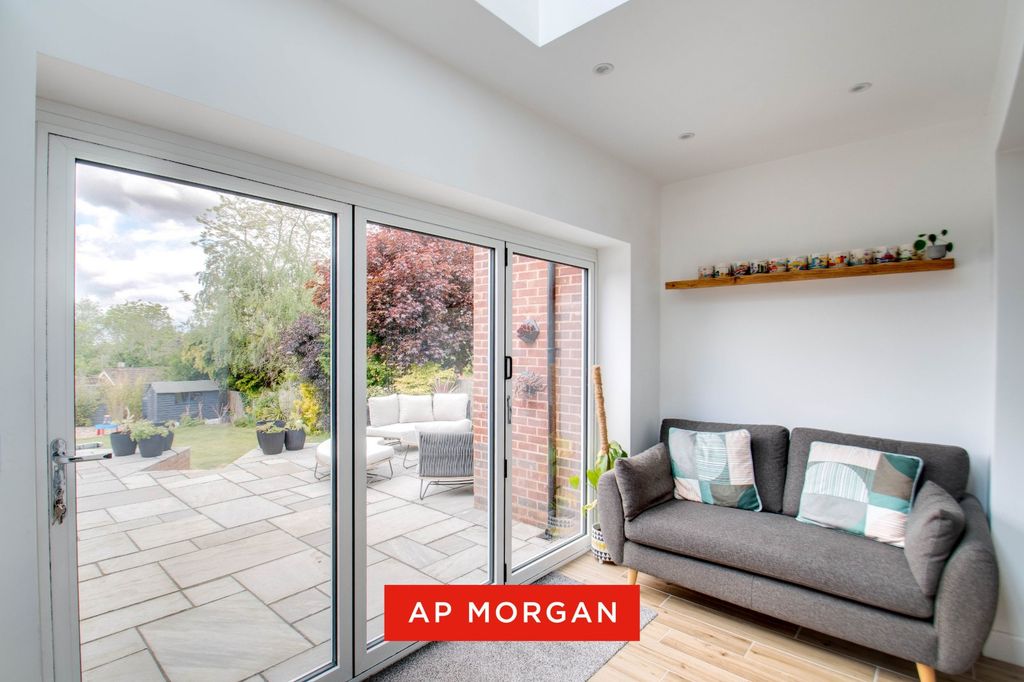 Additional image 7 of 4 bed detached house for saleFeckenham Road, Headless Cross, Redditch, Worcestershire B97
