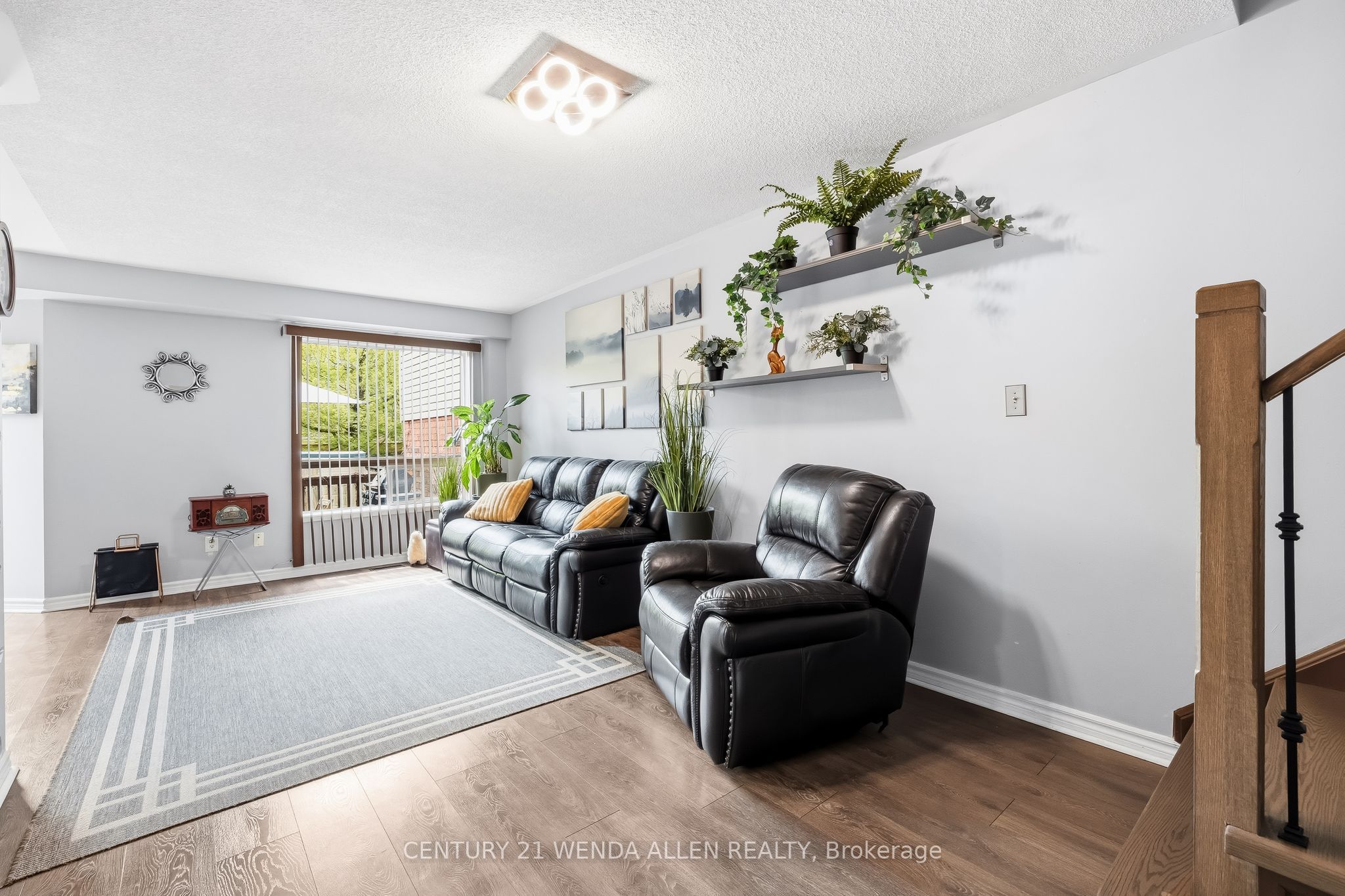 5 Jays Drive, Whitby, ON, L1R 2P5 photo 5